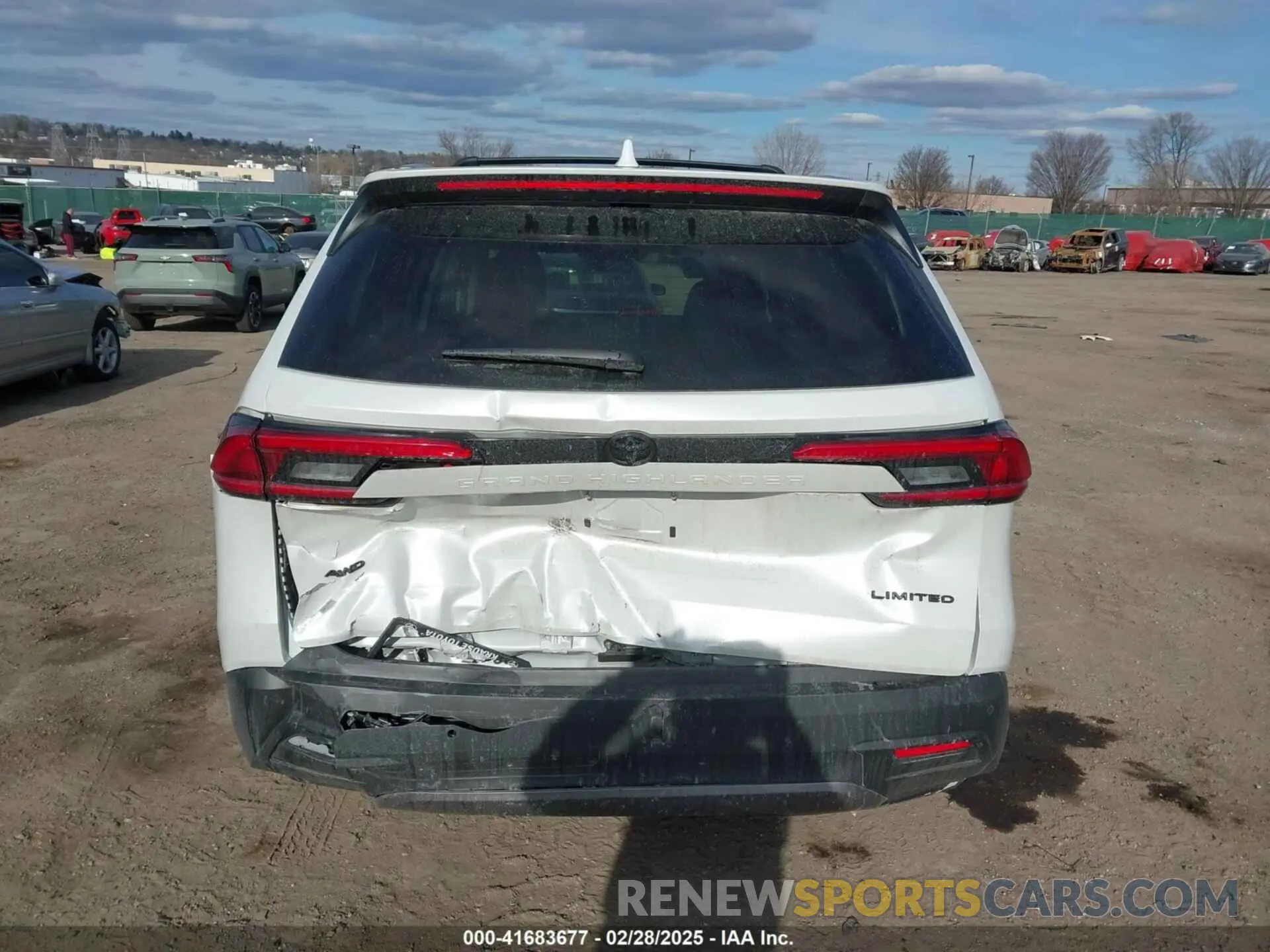 16 fotografías del automóvil dañado 5TDAAAB59RS042760 TOYOTA GRAND HIGHLANDER 2024