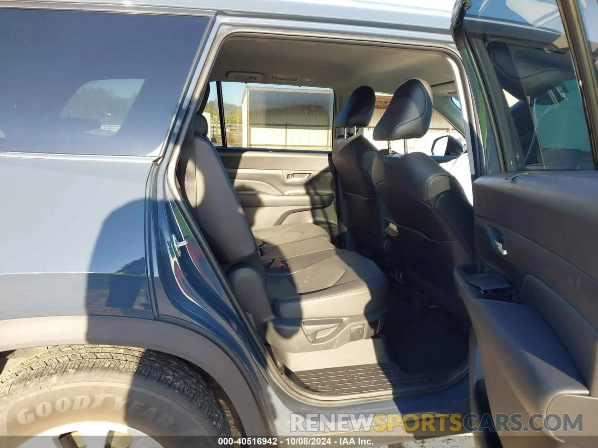 8 fotografías del automóvil dañado 5TDAAAB59RS050390 TOYOTA GRAND HIGHLANDER 2024