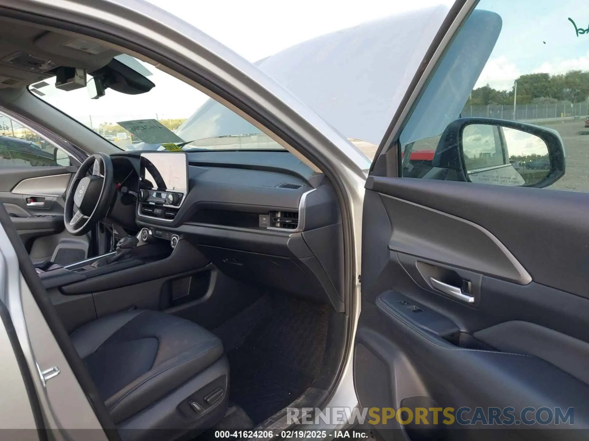 5 fotografías del automóvil dañado 5TDABAA5XRS001181 TOYOTA GRAND HIGHLANDER 2024