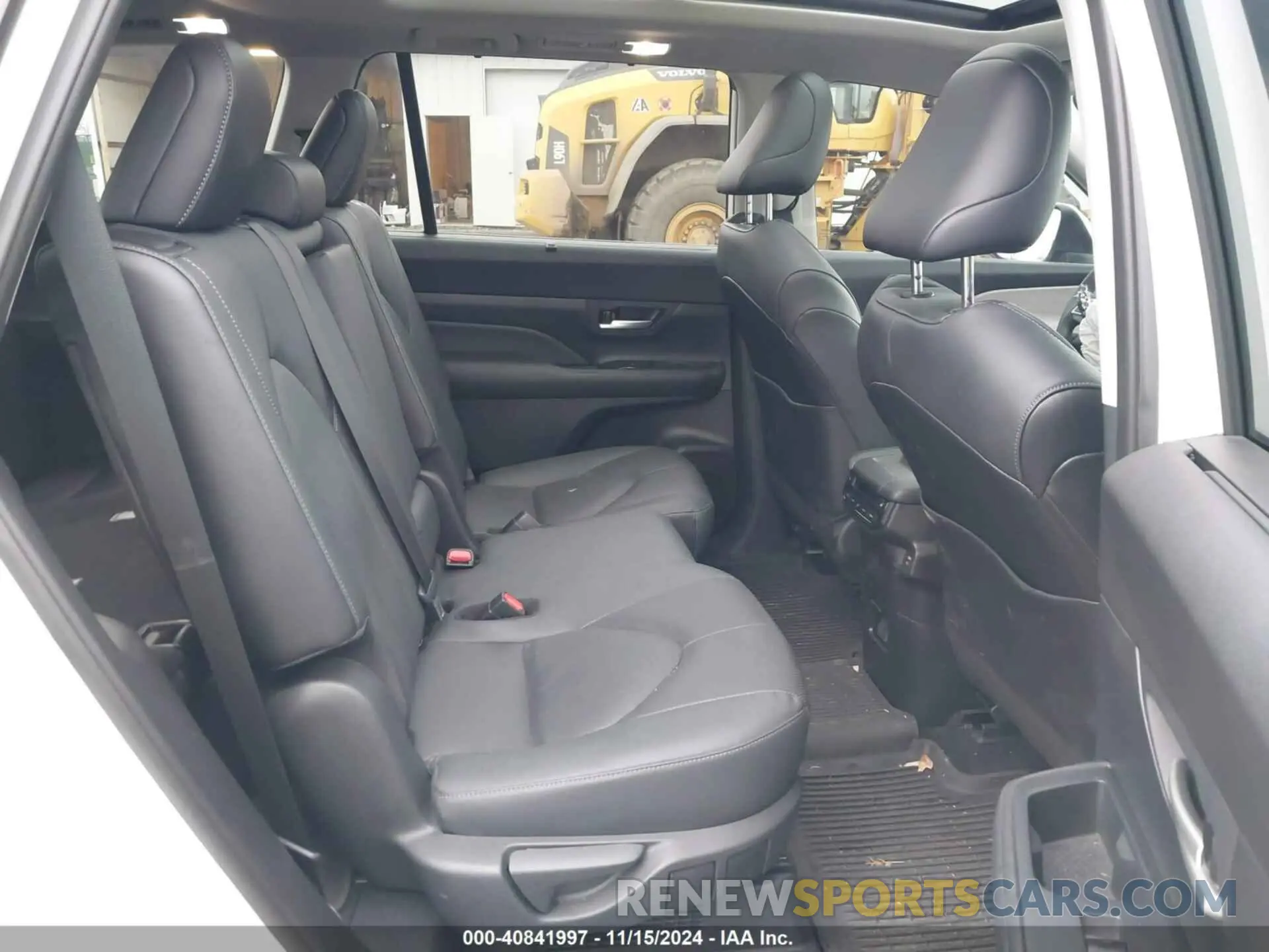 8 fotografías del automóvil dañado 5TDACAB52RS009786 TOYOTA GRAND HIGHLANDER 2024
