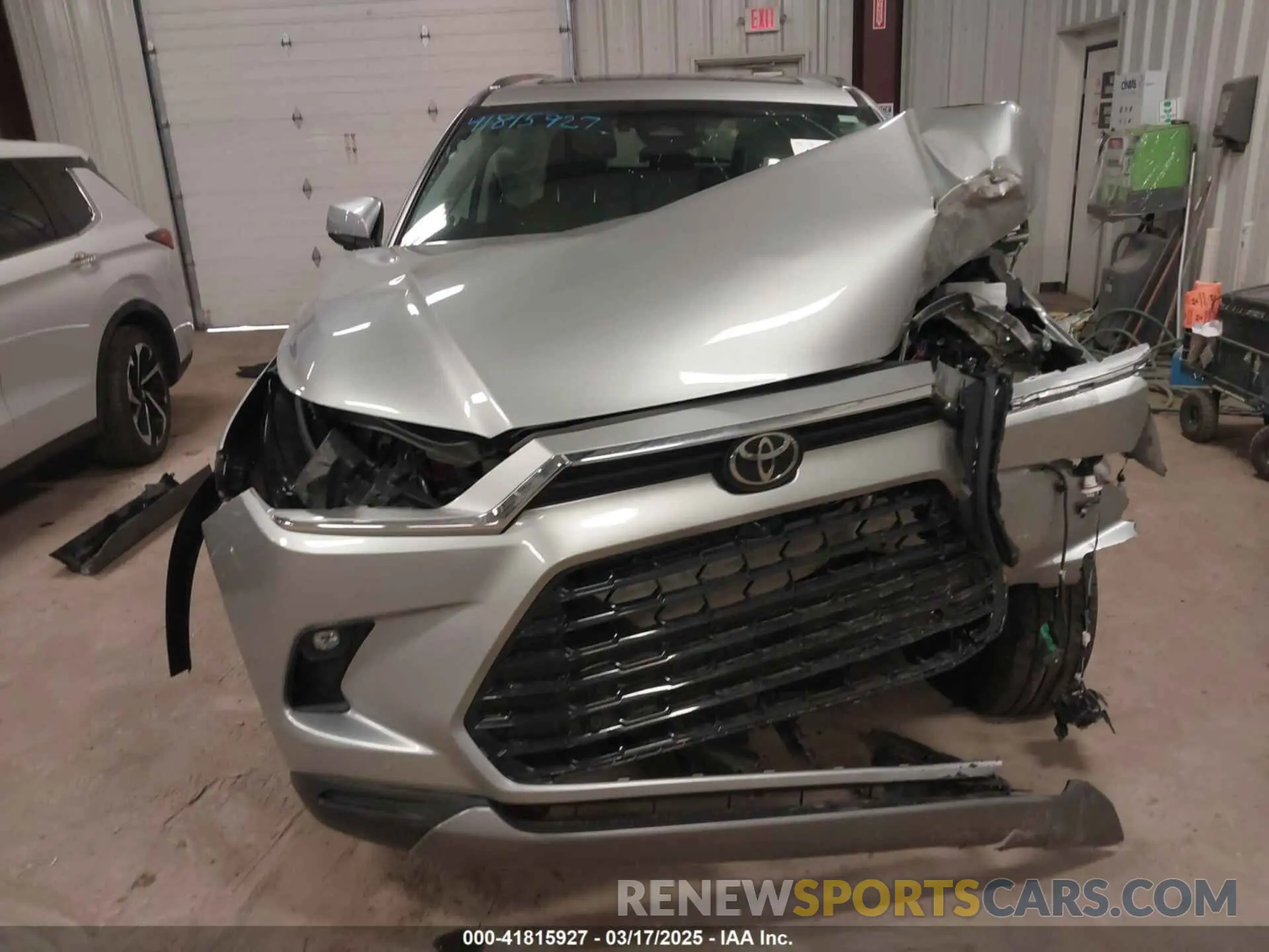 12 fotografías del automóvil dañado 5TDACAB56RS002775 TOYOTA GRAND HIGHLANDER 2024