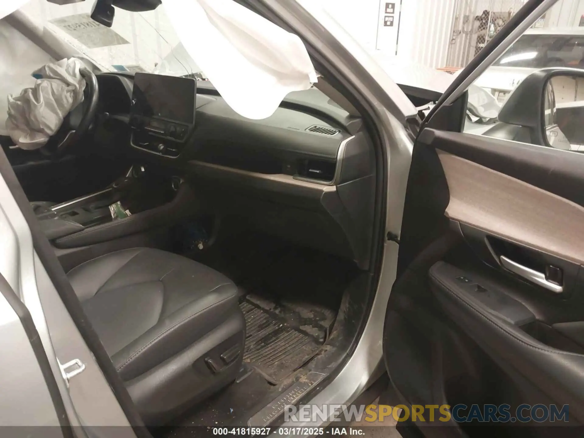 5 fotografías del automóvil dañado 5TDACAB56RS002775 TOYOTA GRAND HIGHLANDER 2024