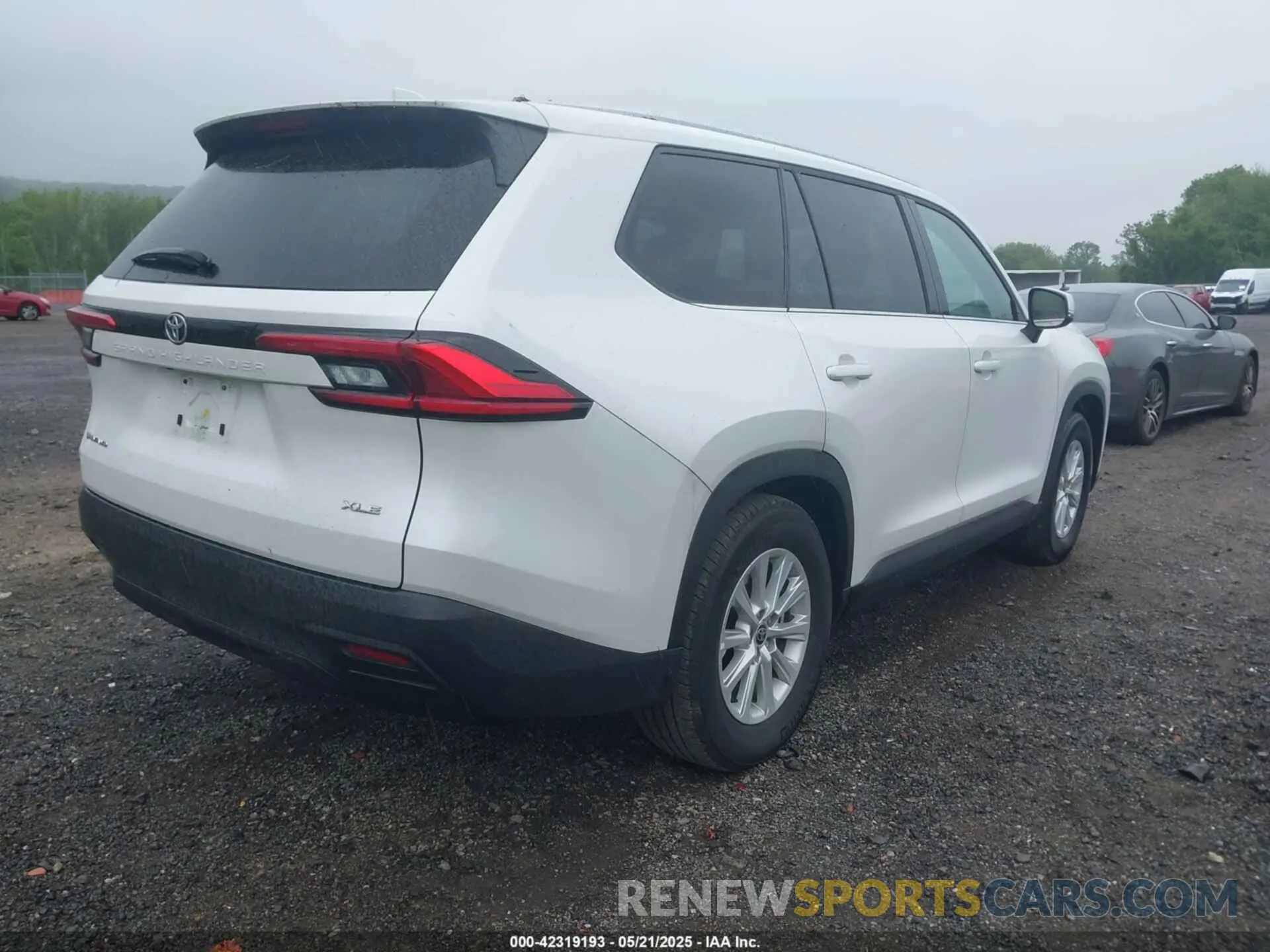4 fotografías del automóvil dañado 5TDACAB58RS003099 TOYOTA GRAND HIGHLANDER 2024