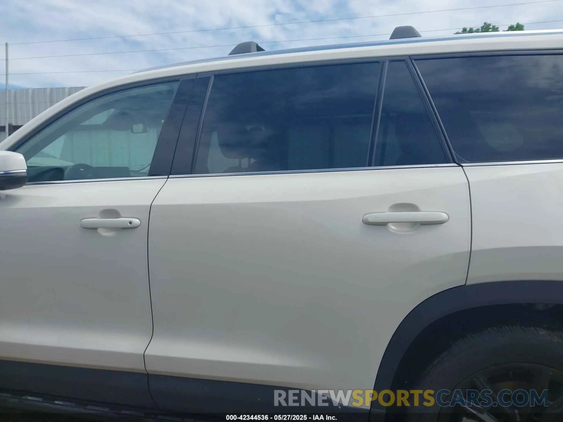 15 fotografías del automóvil dañado 5TDACAB58RS016760 TOYOTA GRAND HIGHLANDER 2024