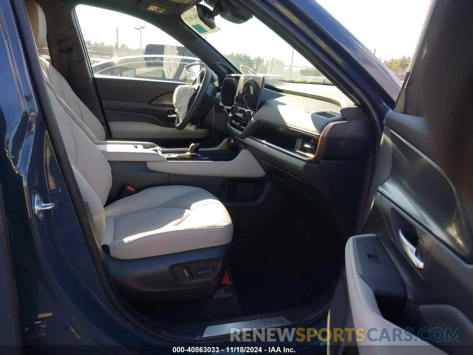 5 fotografías del automóvil dañado 5TDADAB59RS004811 TOYOTA GRAND HIGHLANDER 2024