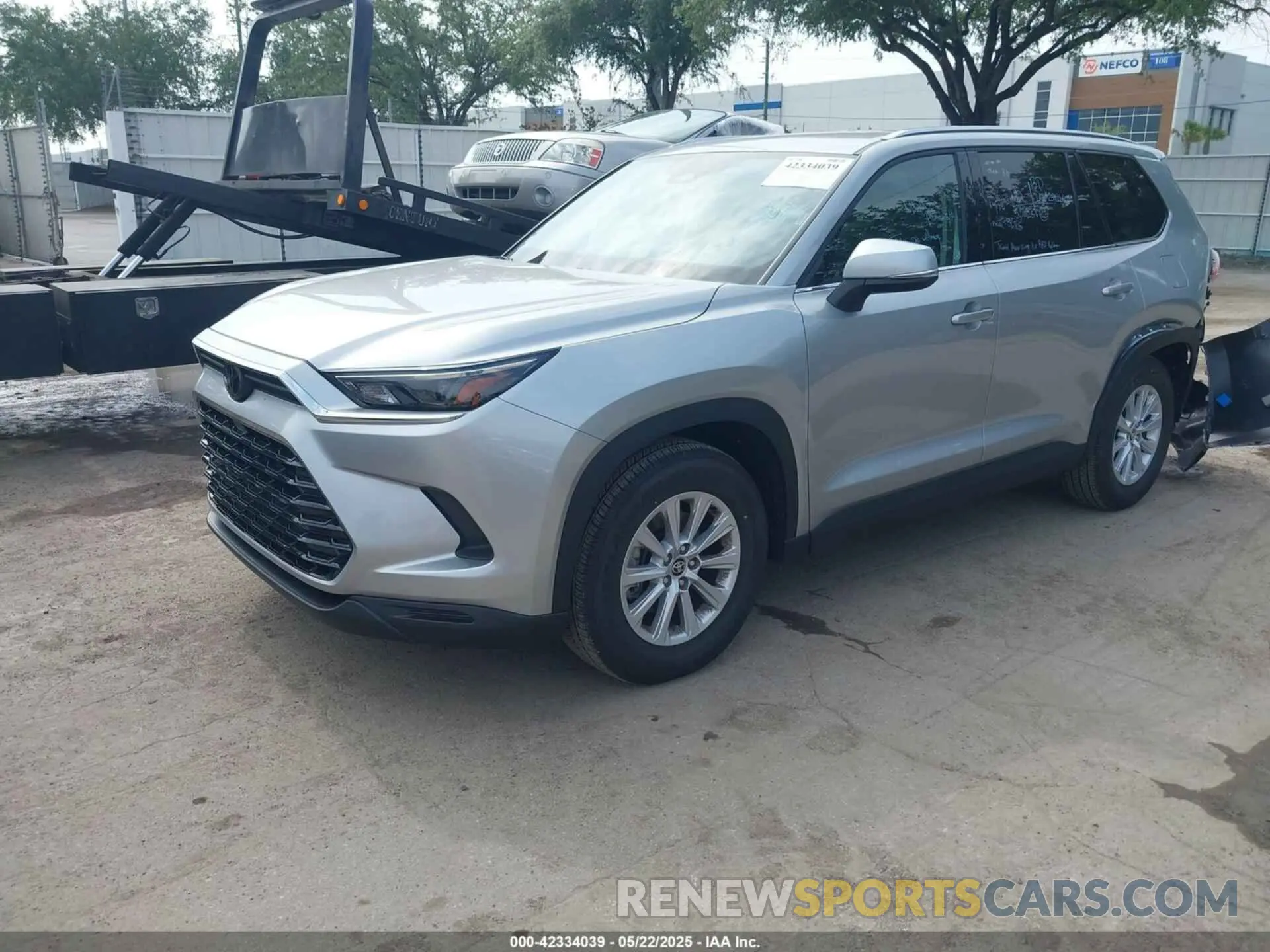 2 fotografías del automóvil dañado 5TDAAAA52SS020378 TOYOTA GRAND HIGHLANDER 2025