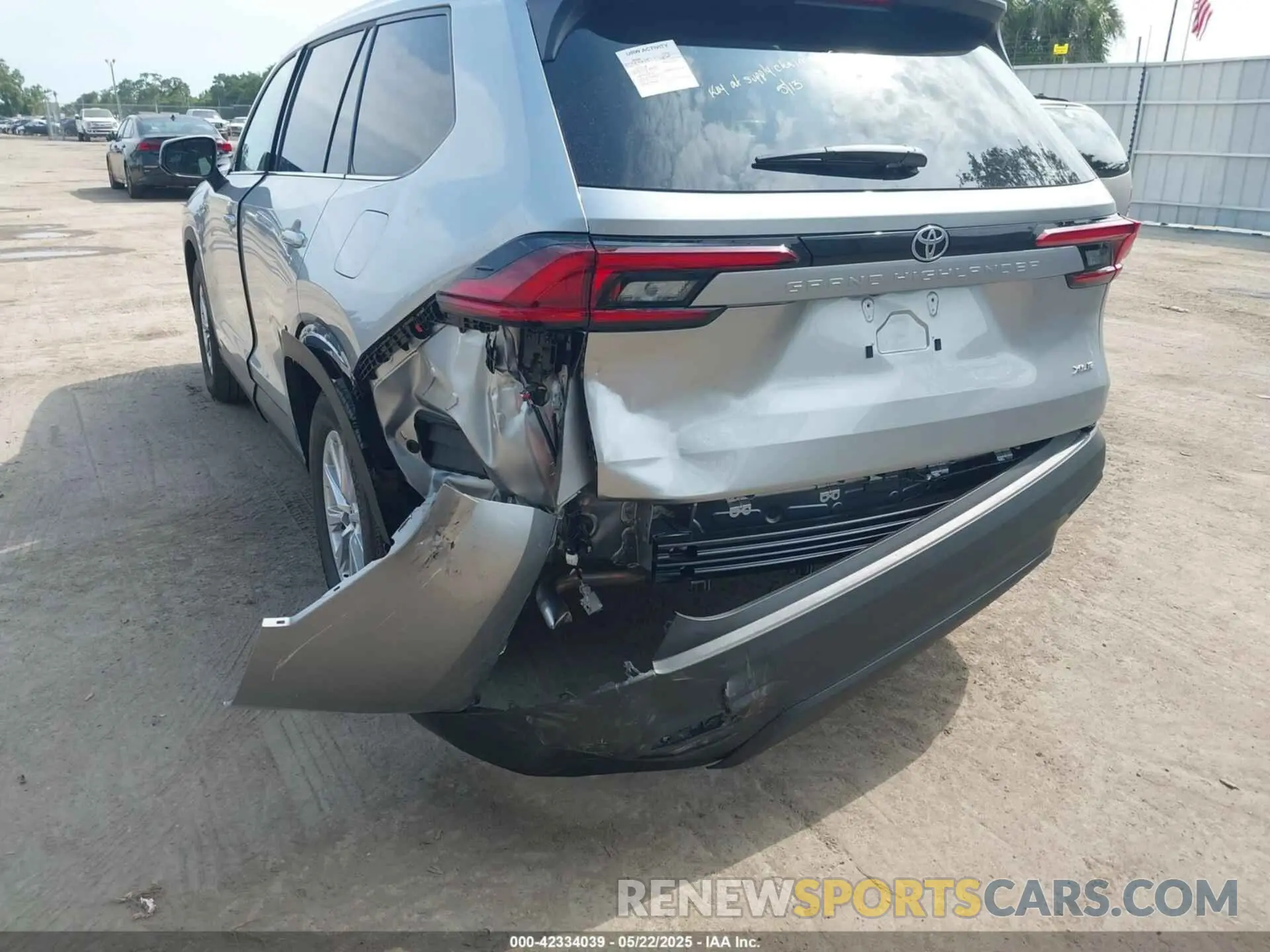6 fotografías del automóvil dañado 5TDAAAA52SS020378 TOYOTA GRAND HIGHLANDER 2025