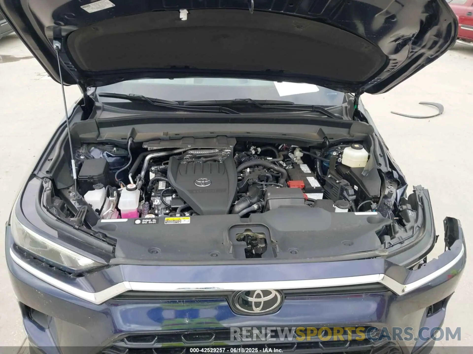 10 fotografías del automóvil dañado 5TDAAAB51SS082417 TOYOTA GRAND HIGHLANDER 2025