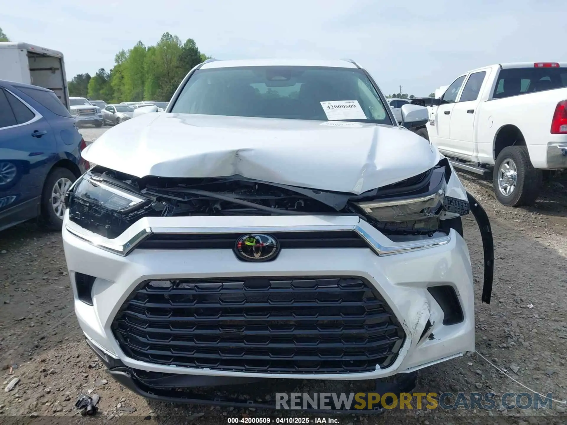 13 fotografías del automóvil dañado 5TDABAA58SS002111 TOYOTA GRAND HIGHLANDER 2025