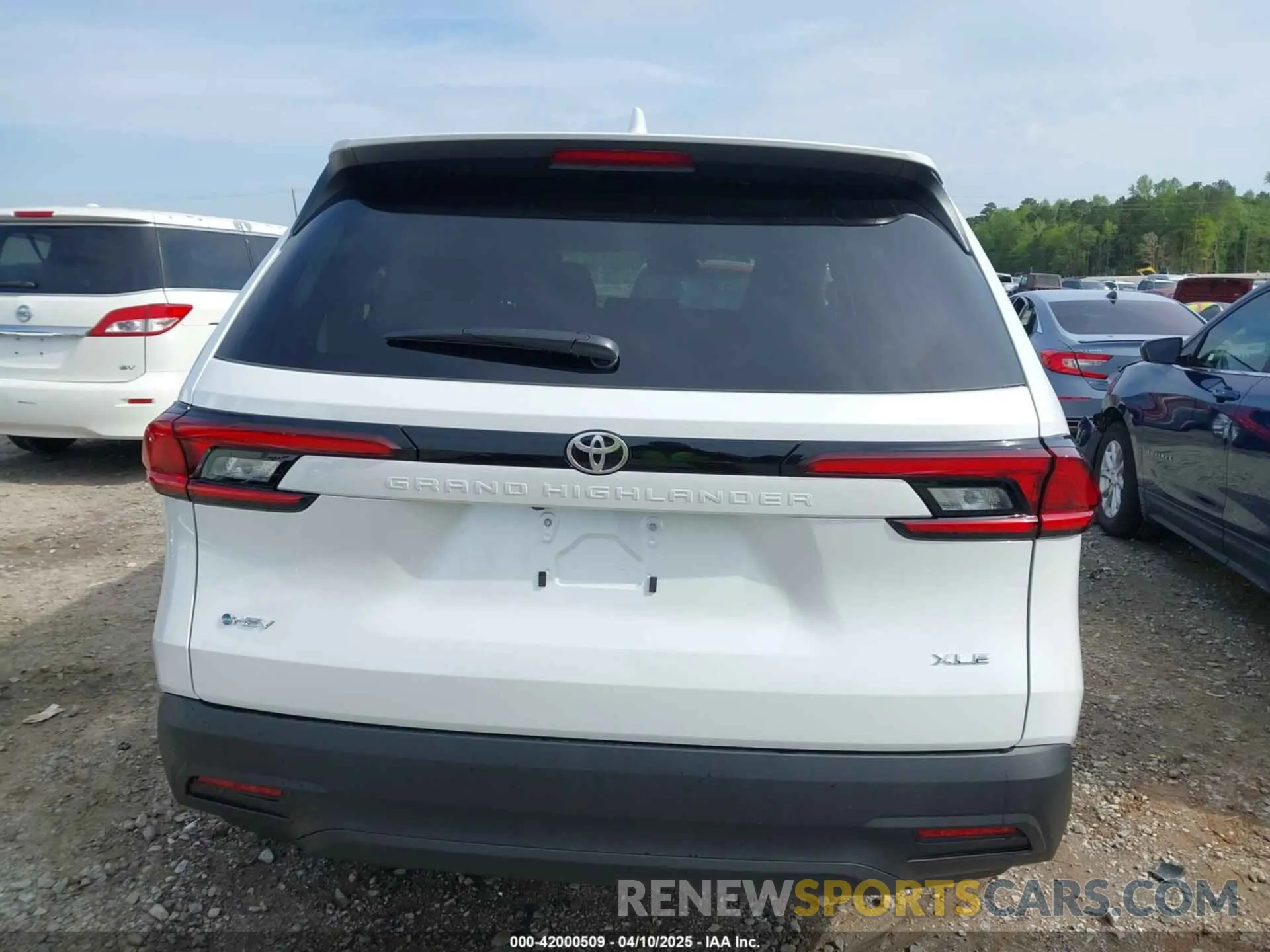 17 fotografías del automóvil dañado 5TDABAA58SS002111 TOYOTA GRAND HIGHLANDER 2025