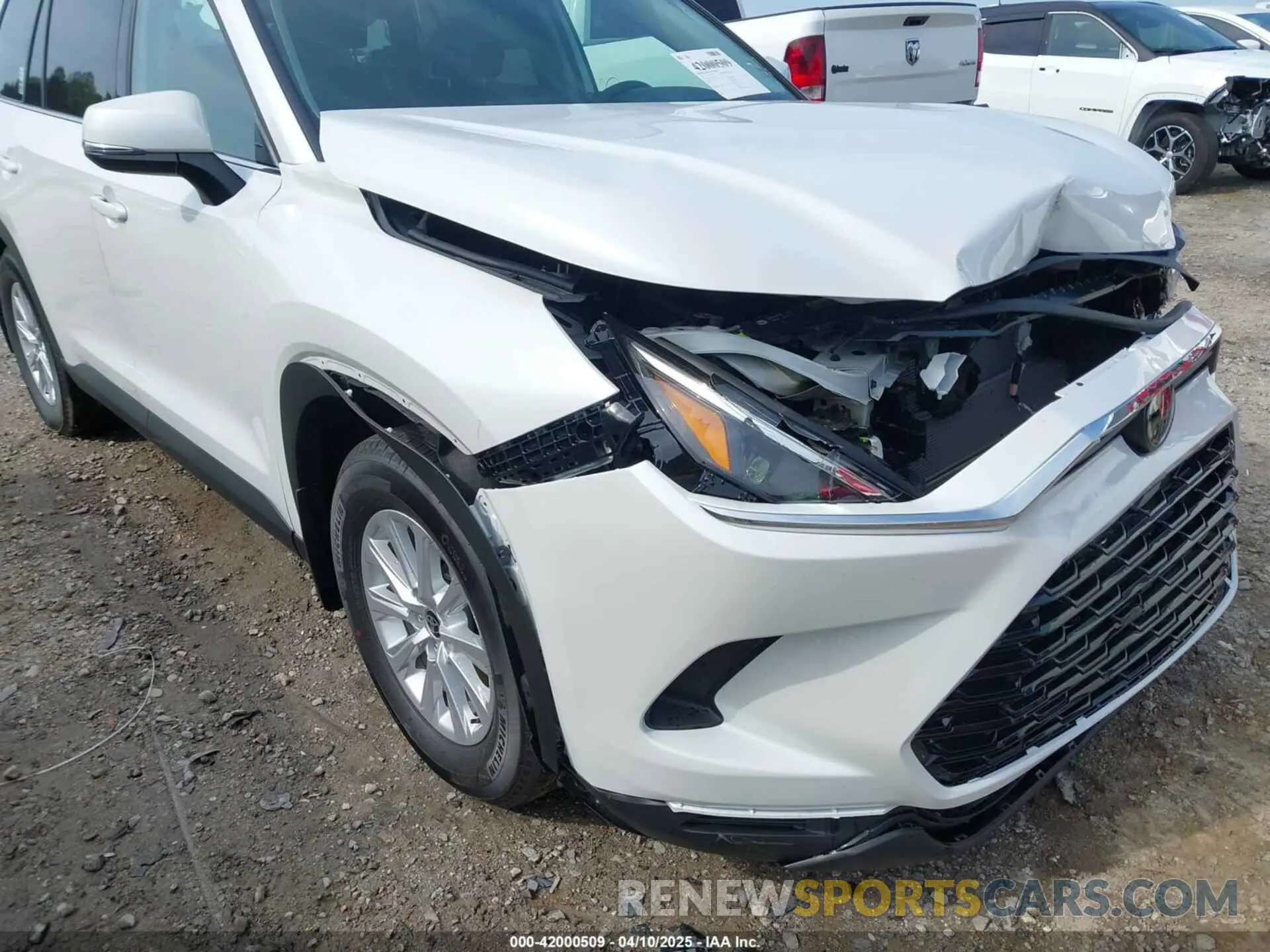 20 fotografías del automóvil dañado 5TDABAA58SS002111 TOYOTA GRAND HIGHLANDER 2025