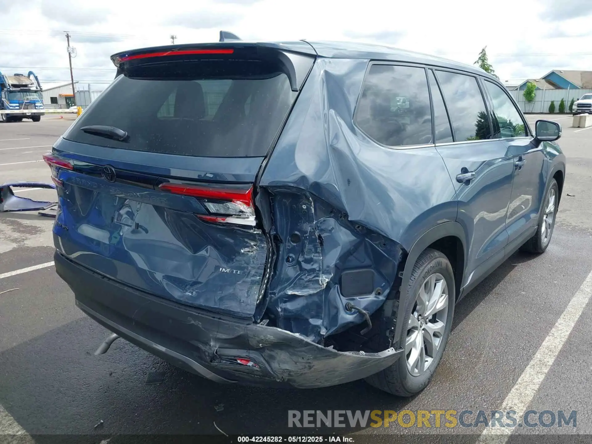 6 fotografías del automóvil dañado 5TDACAB55SS034154 TOYOTA GRAND HIGHLANDER 2025