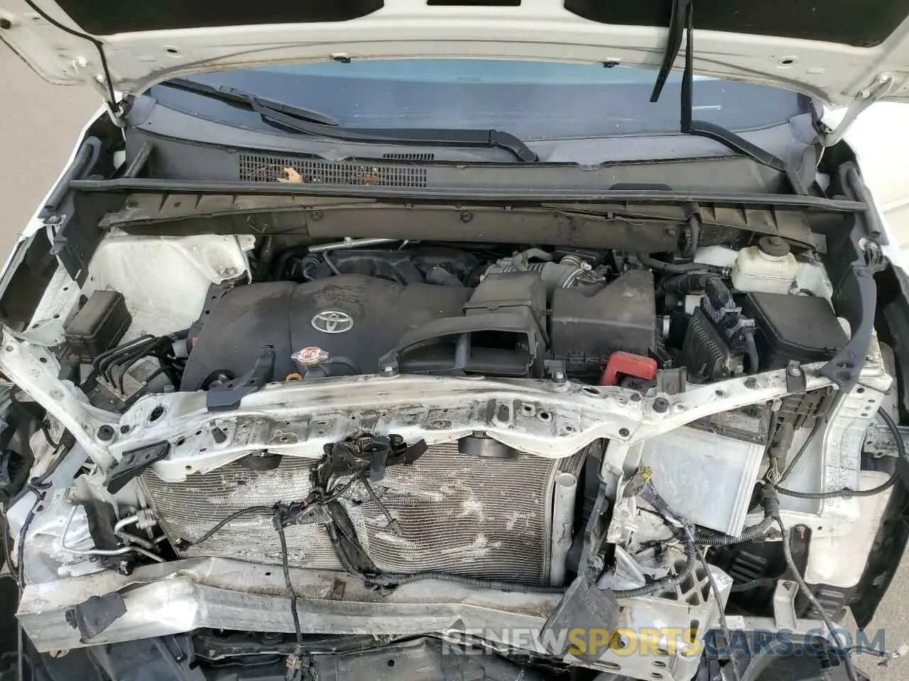 12 fotografías del automóvil dañado 5TDJZRFH1JS862959 TOYOTA HIGHLANDER 2018