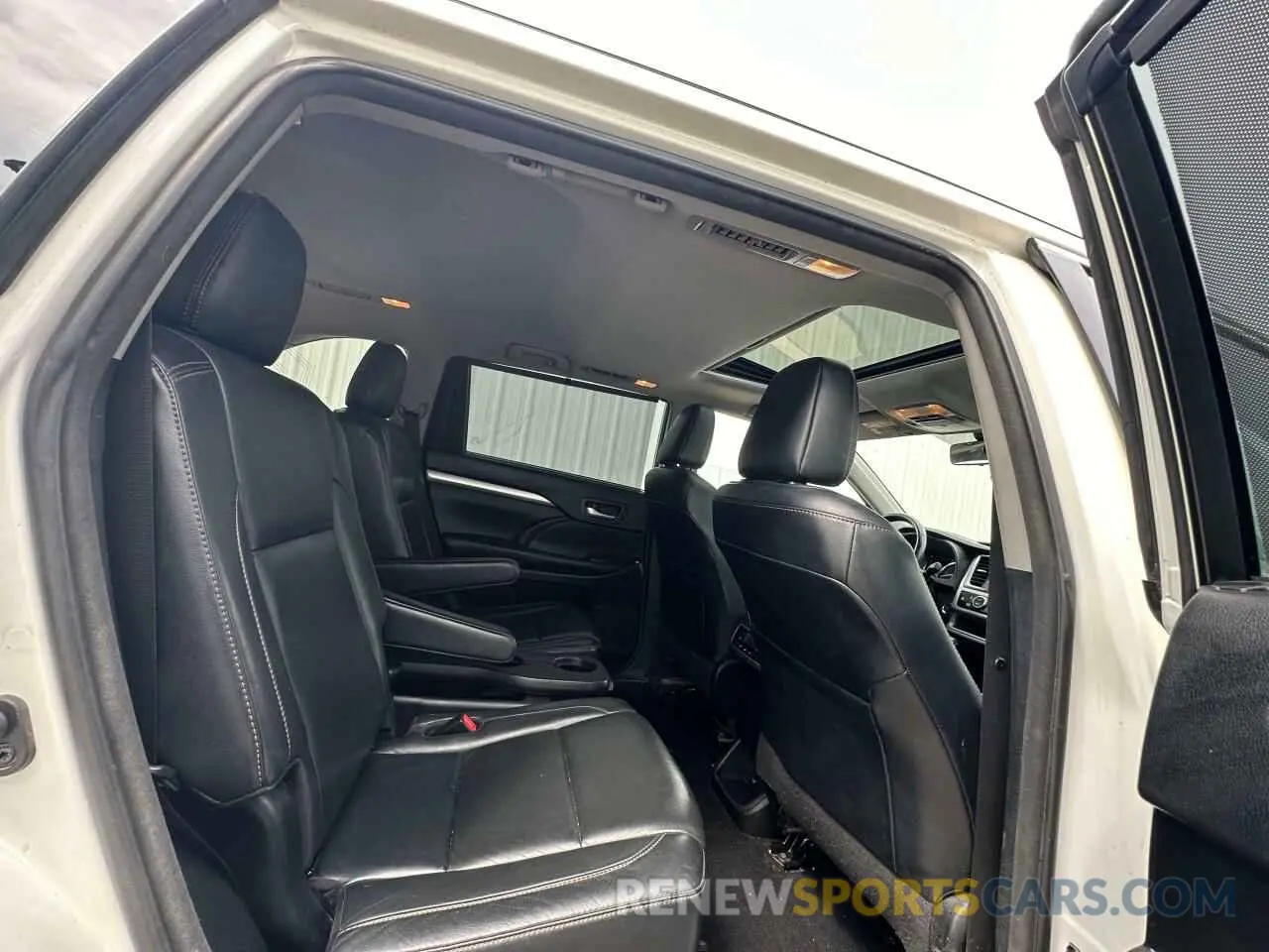 6 fotografías del automóvil dañado 5TDKZRFH5JS279668 TOYOTA HIGHLANDER 2018