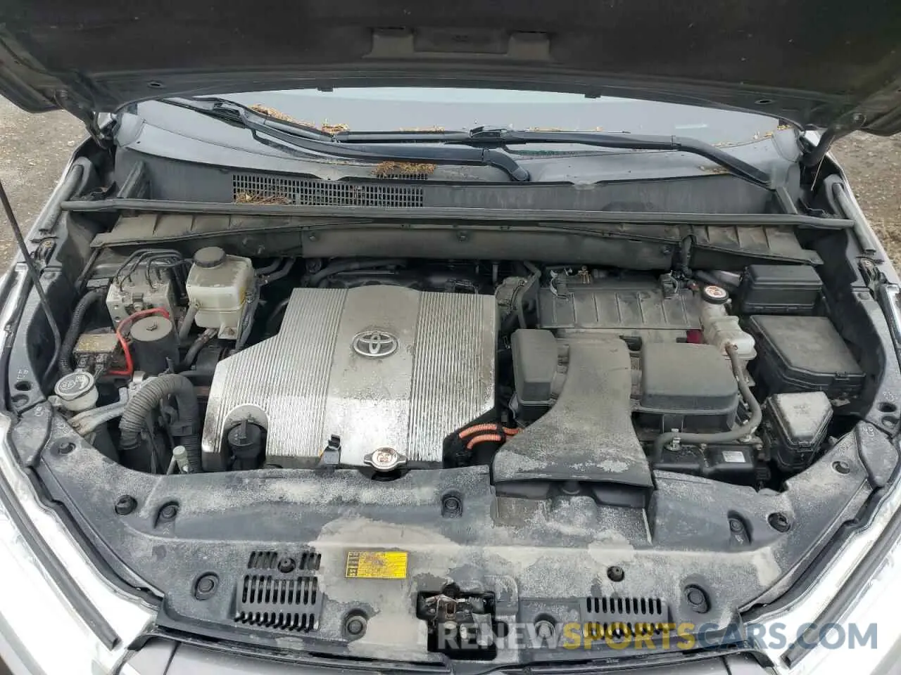 12 fotografías del automóvil dañado 5TDBGRFH4KS065908 TOYOTA HIGHLANDER 2019