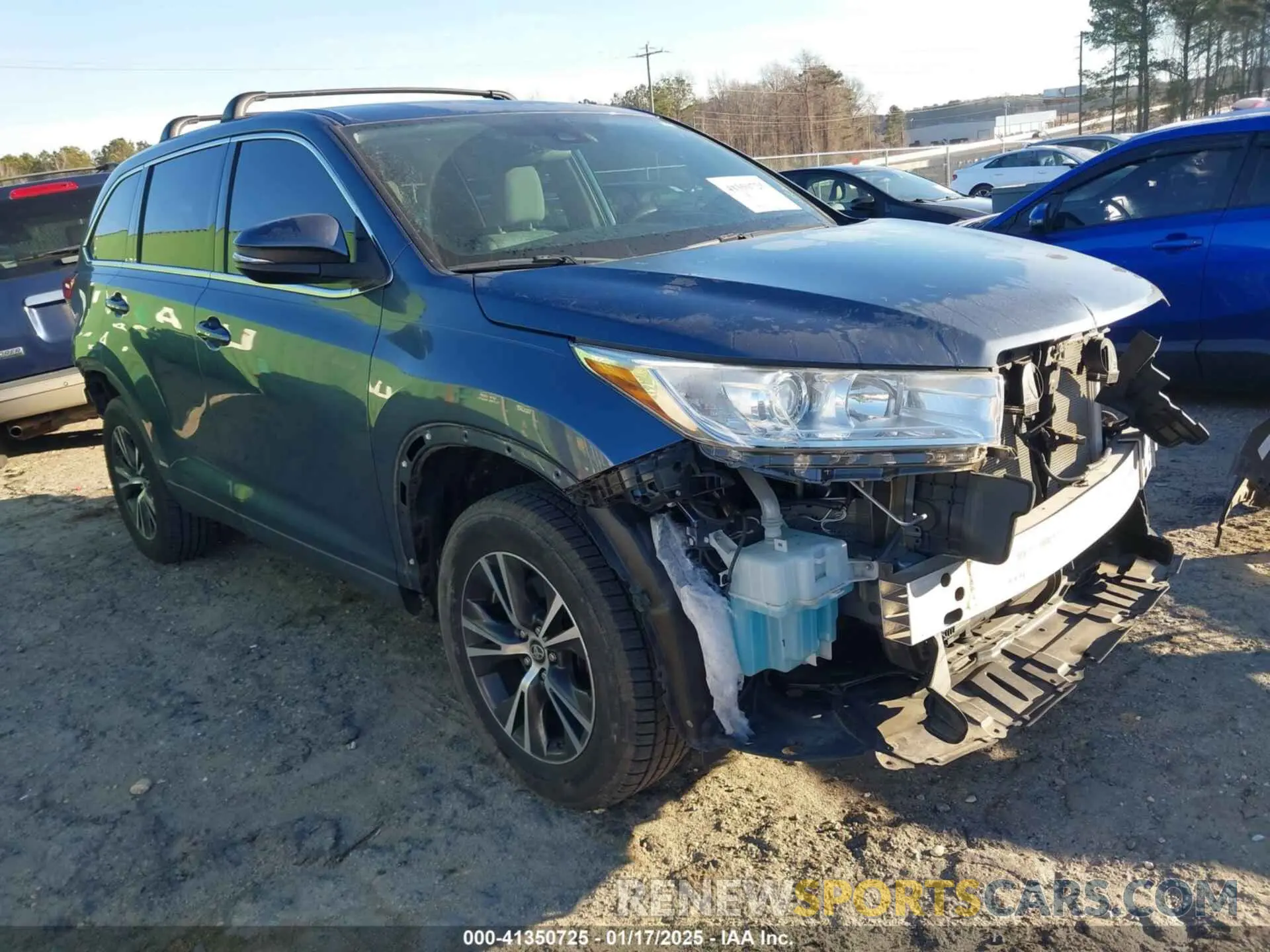 1 fotografías del automóvil dañado 5TDBZRFH0KS942453 TOYOTA HIGHLANDER 2019