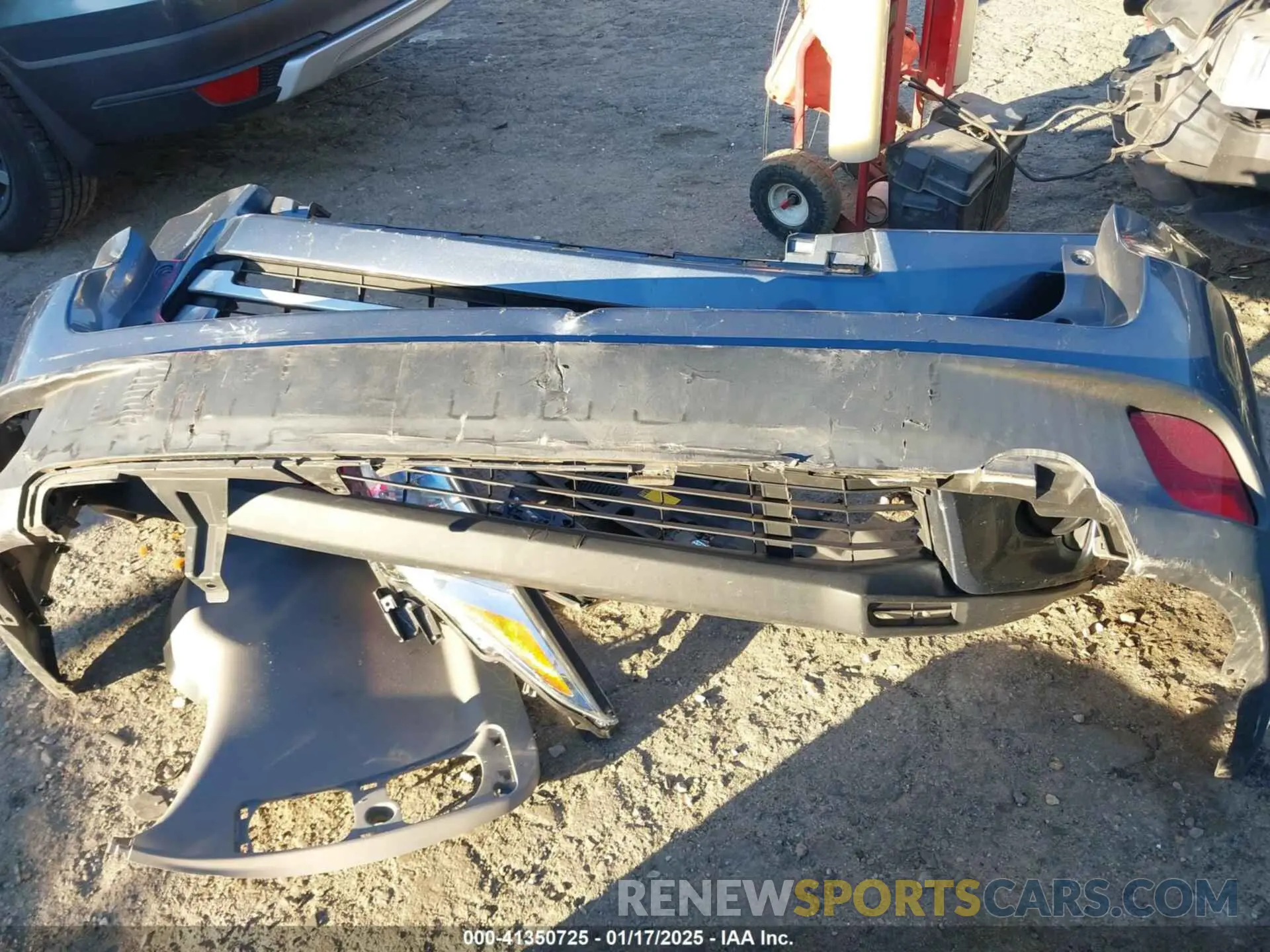 12 fotografías del automóvil dañado 5TDBZRFH0KS942453 TOYOTA HIGHLANDER 2019