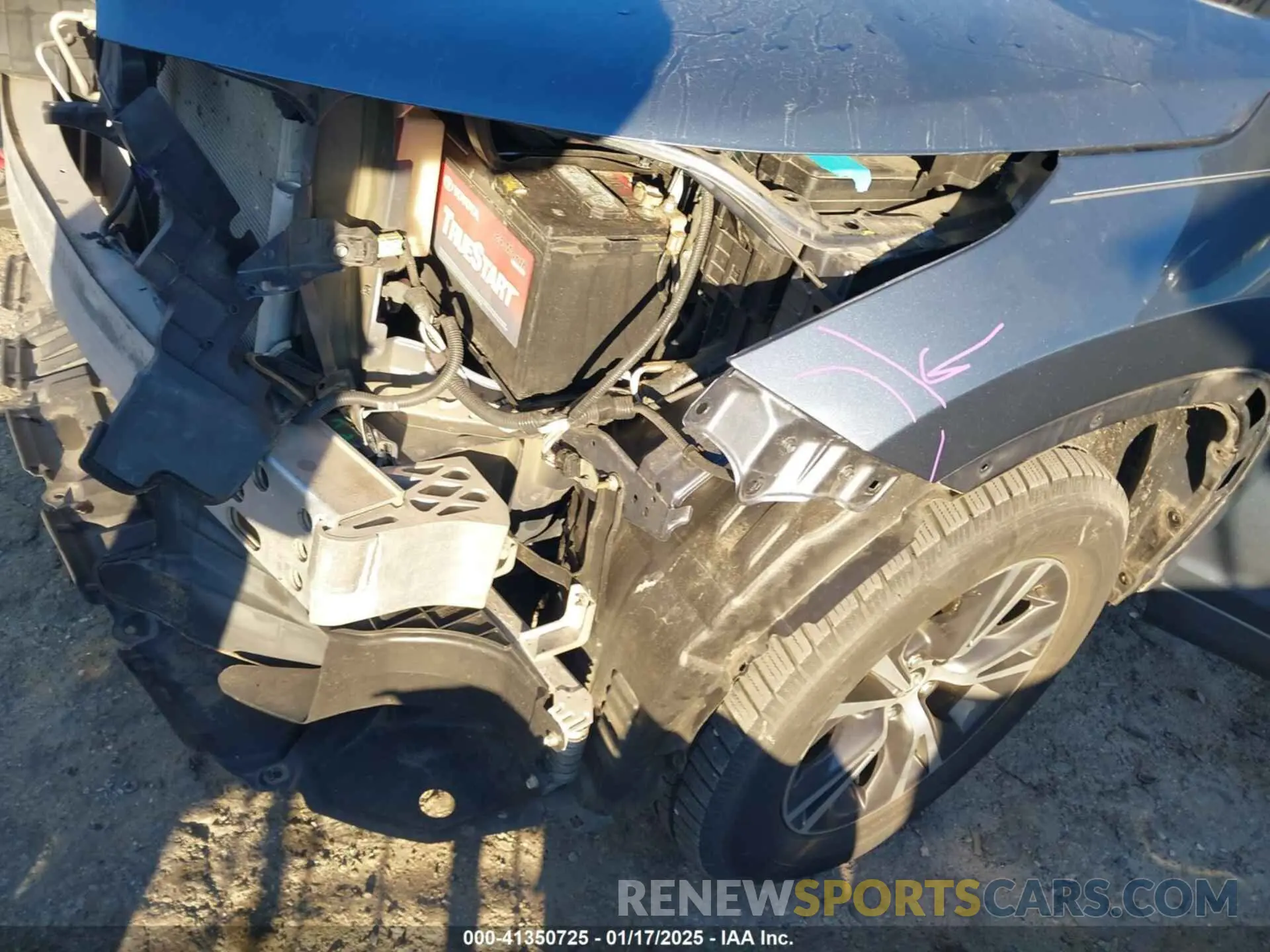 18 fotografías del automóvil dañado 5TDBZRFH0KS942453 TOYOTA HIGHLANDER 2019