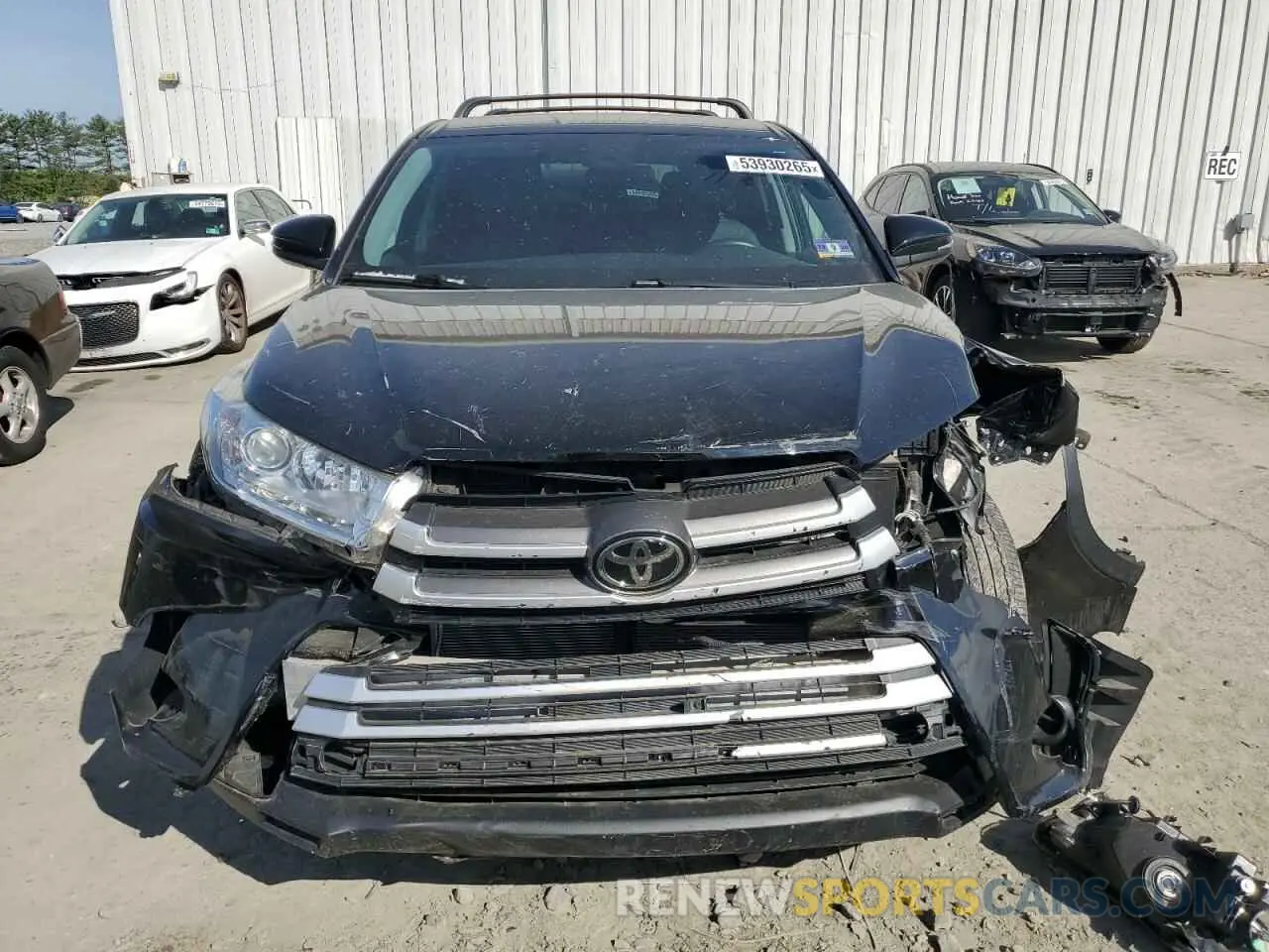5 fotografías del automóvil dañado 5TDBZRFH1KS725302 TOYOTA HIGHLANDER 2019
