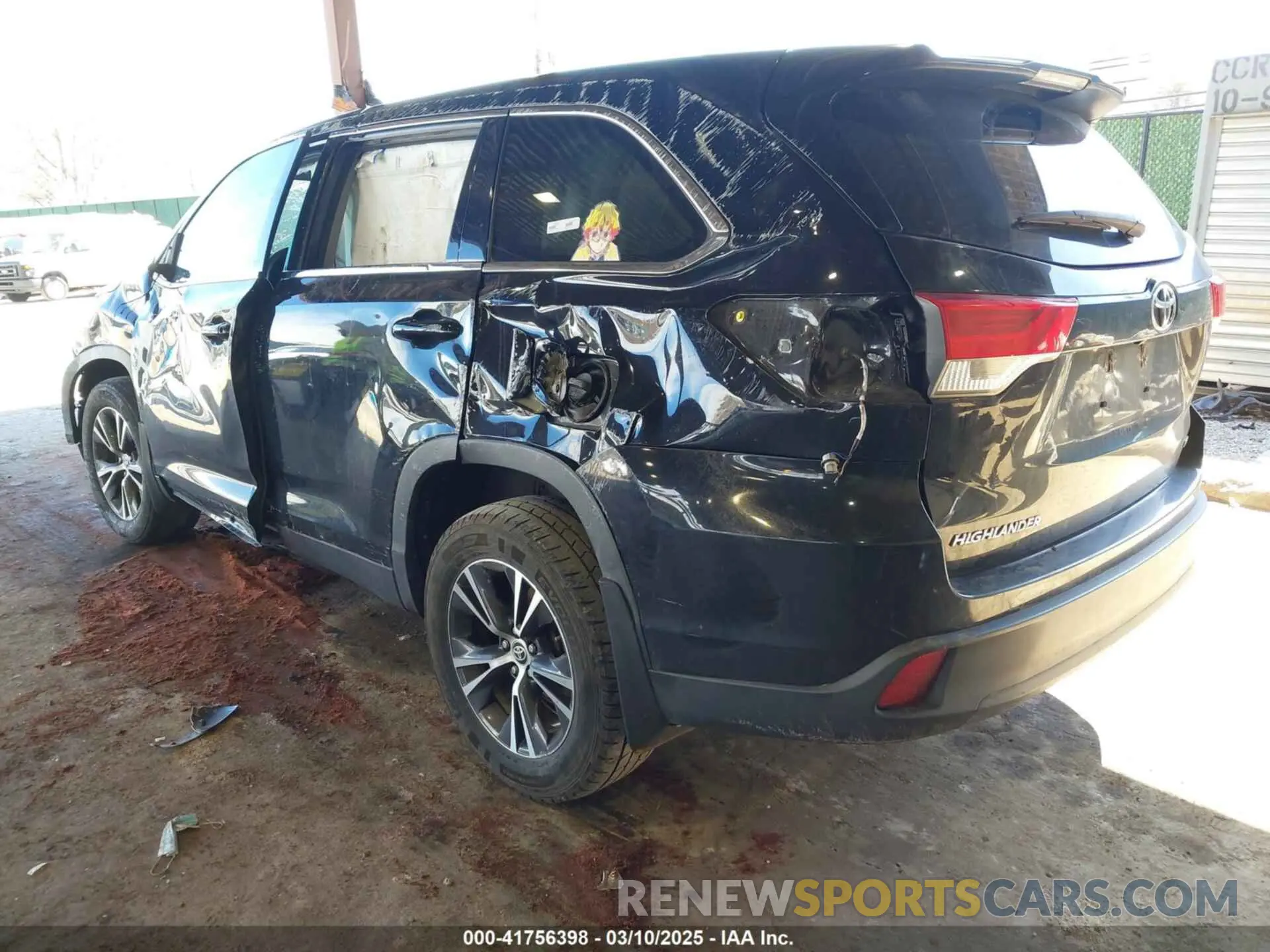 3 fotografías del automóvil dañado 5TDBZRFH2KS743601 TOYOTA HIGHLANDER 2019