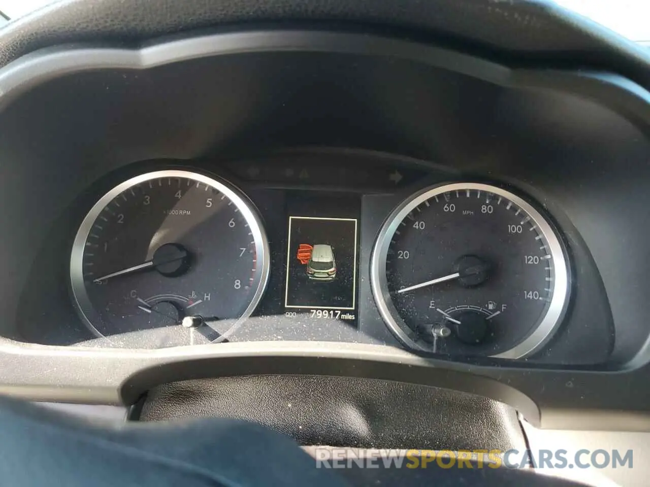 9 fotografías del automóvil dañado 5TDBZRFH2KS940185 TOYOTA HIGHLANDER 2019