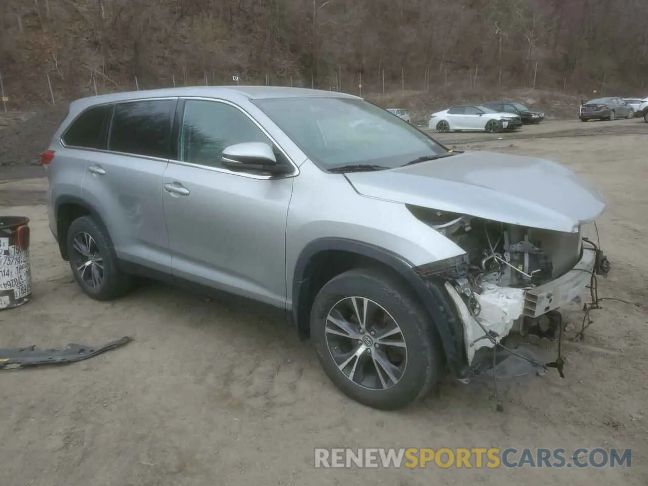 4 fotografías del automóvil dañado 5TDBZRFH2KS993873 TOYOTA HIGHLANDER 2019