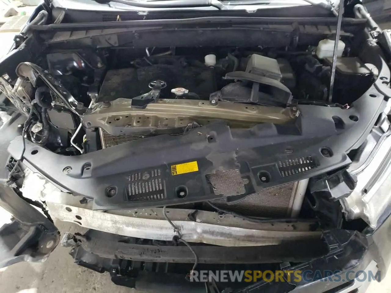 12 fotografías del automóvil dañado 5TDBZRFH3KS963541 TOYOTA HIGHLANDER 2019