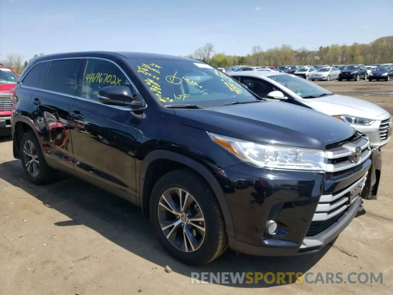 1 fotografías del automóvil dañado 5TDBZRFH4KS992739 TOYOTA HIGHLANDER 2019