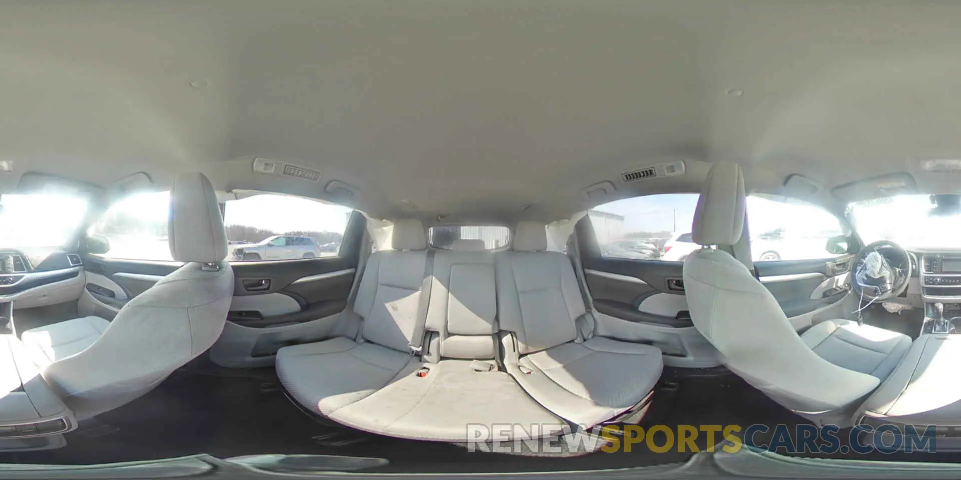 15 fotografías del automóvil dañado 5TDBZRFH5KS707188 TOYOTA HIGHLANDER 2019