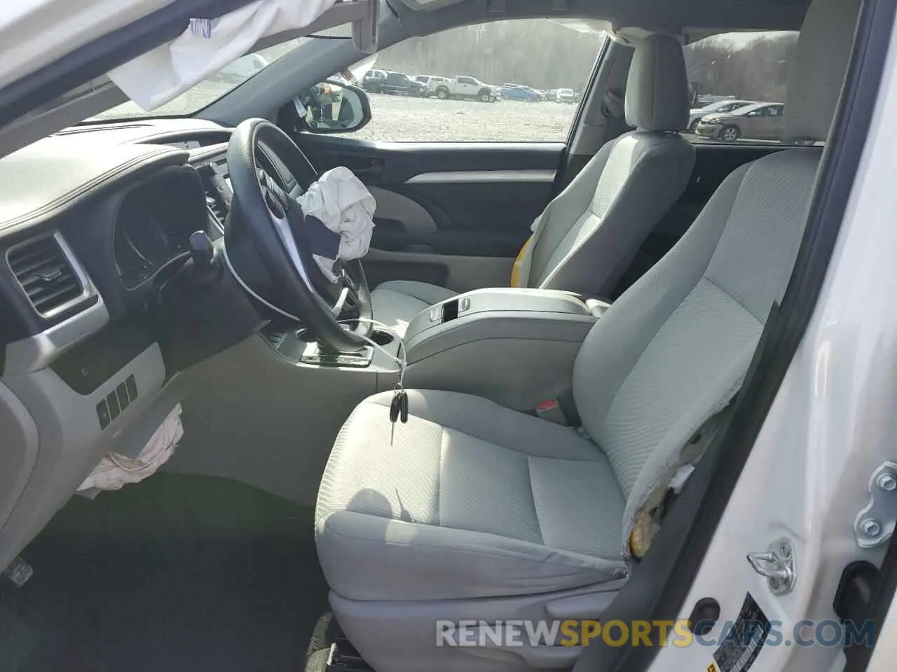 7 fotografías del automóvil dañado 5TDBZRFH5KS707188 TOYOTA HIGHLANDER 2019