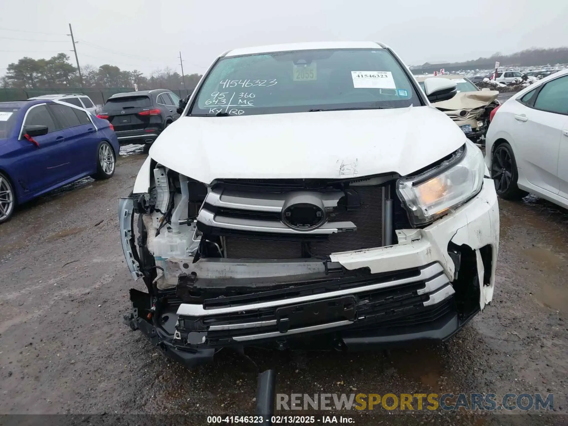 12 fotografías del automóvil dañado 5TDBZRFH5KS720457 TOYOTA HIGHLANDER 2019