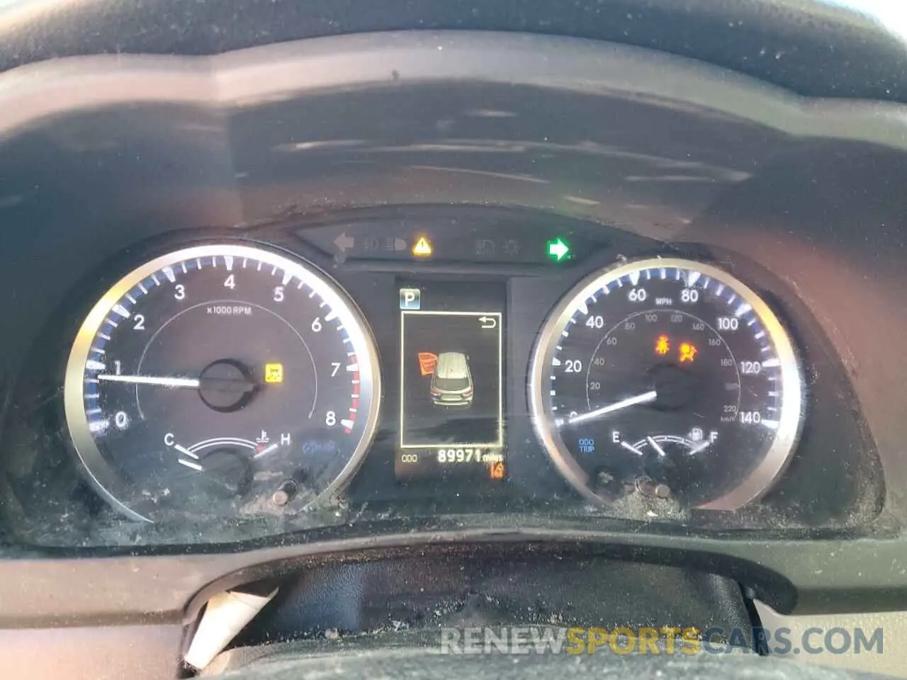 9 fotografías del automóvil dañado 5TDBZRFH5KS737310 TOYOTA HIGHLANDER 2019