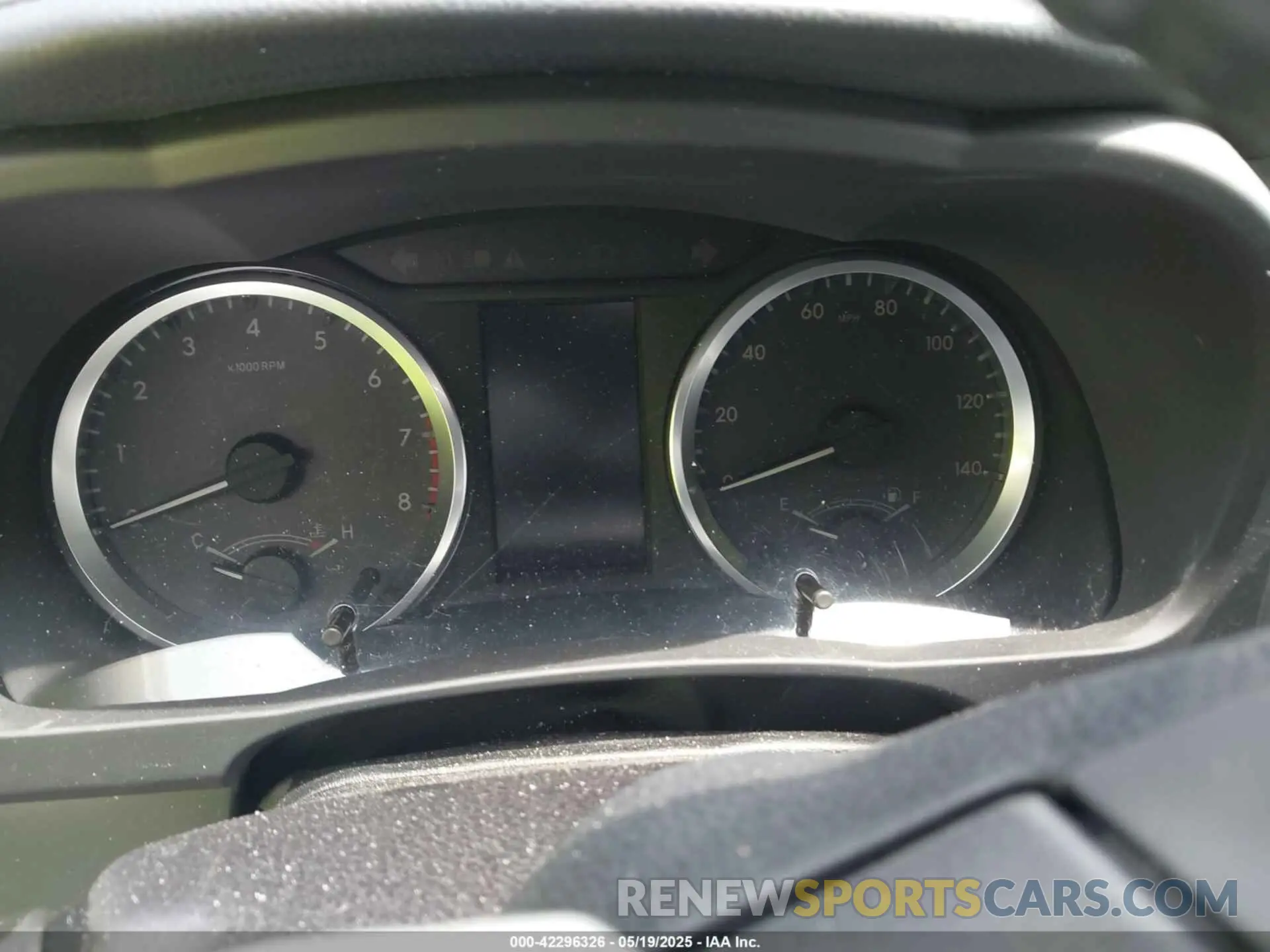 7 fotografías del automóvil dañado 5TDBZRFH6KS718068 TOYOTA HIGHLANDER 2019
