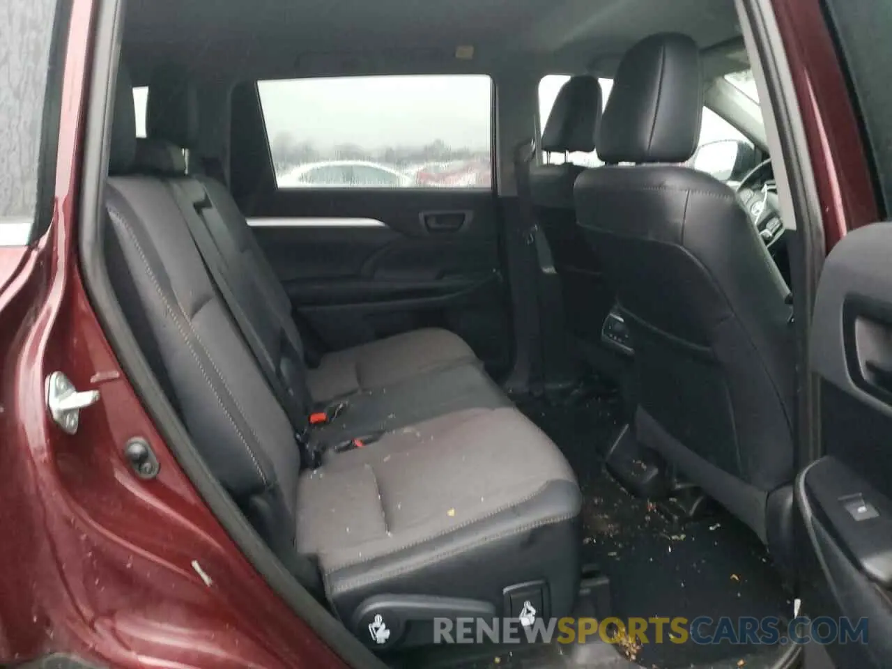 10 fotografías del automóvil dañado 5TDBZRFH6KS932638 TOYOTA HIGHLANDER 2019