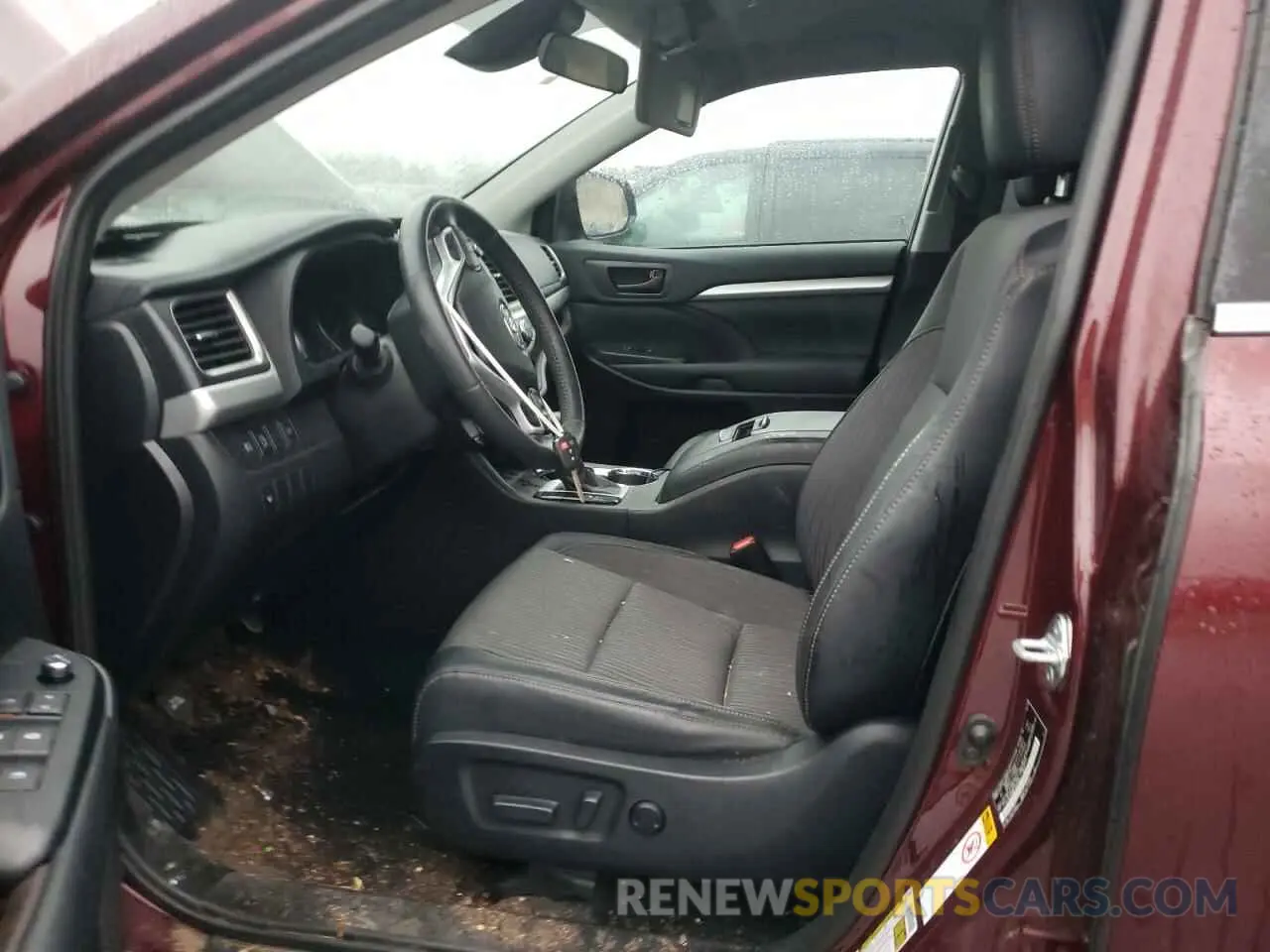7 fotografías del automóvil dañado 5TDBZRFH6KS932638 TOYOTA HIGHLANDER 2019