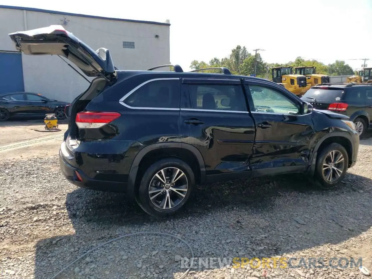 3 fotografías del automóvil dañado 5TDBZRFH6KS956230 TOYOTA HIGHLANDER 2019