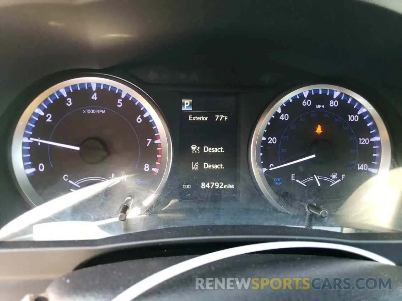 9 fotografías del automóvil dañado 5TDBZRFH6KS956230 TOYOTA HIGHLANDER 2019