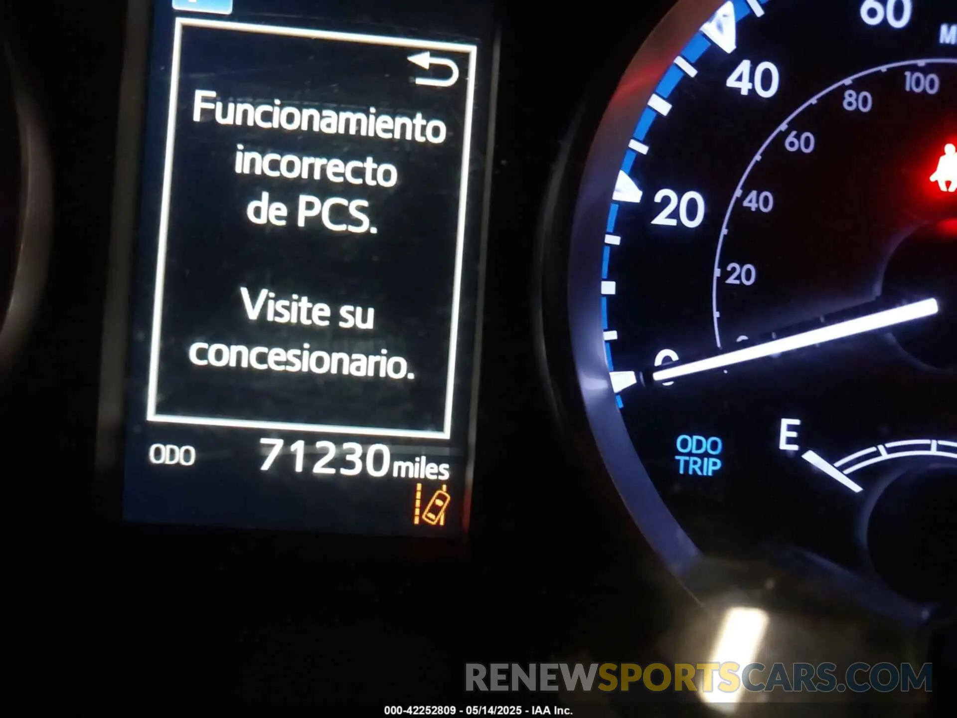 15 fotografías del automóvil dañado 5TDBZRFH7KS728639 TOYOTA HIGHLANDER 2019
