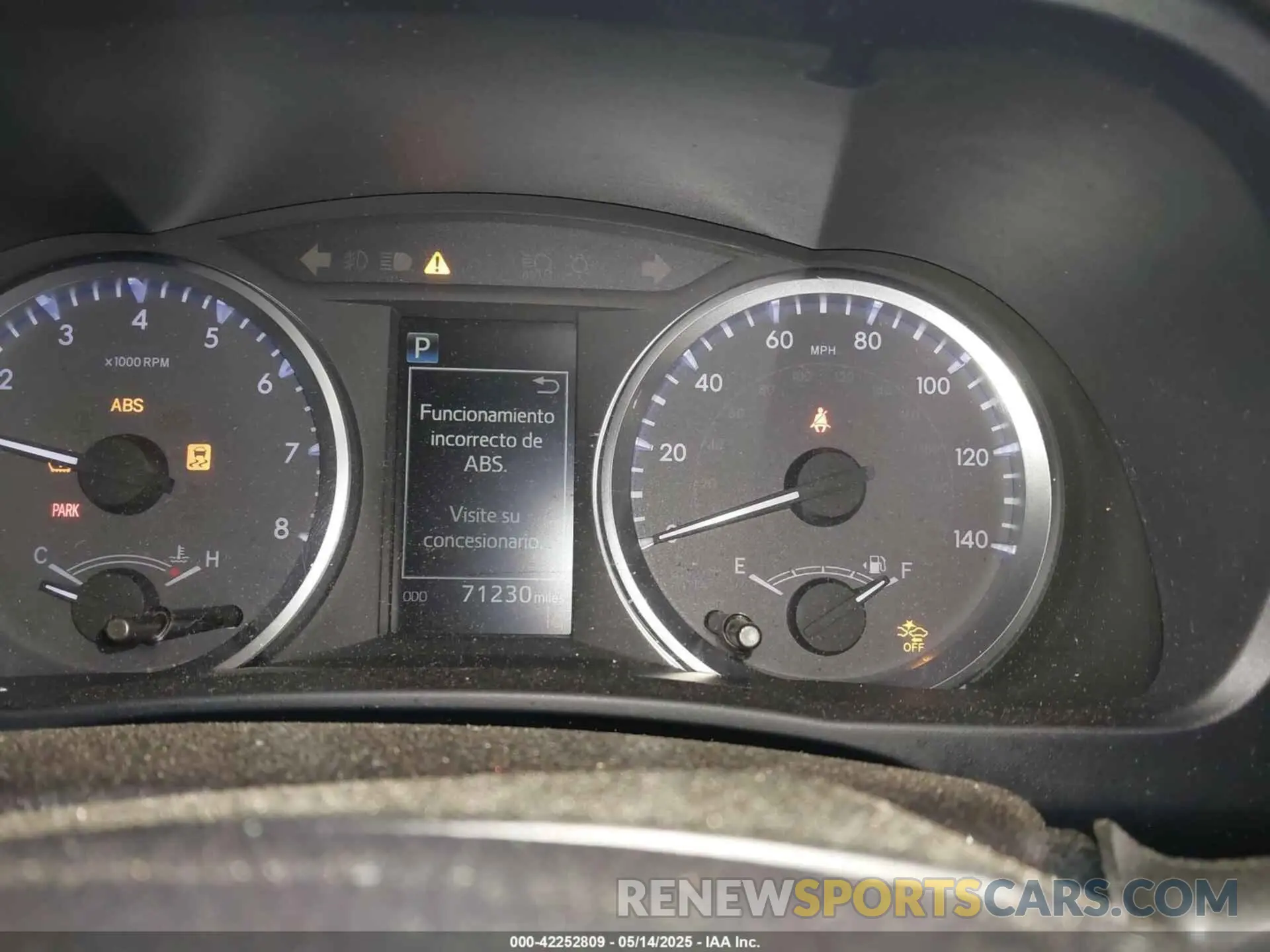 7 fotografías del automóvil dañado 5TDBZRFH7KS728639 TOYOTA HIGHLANDER 2019