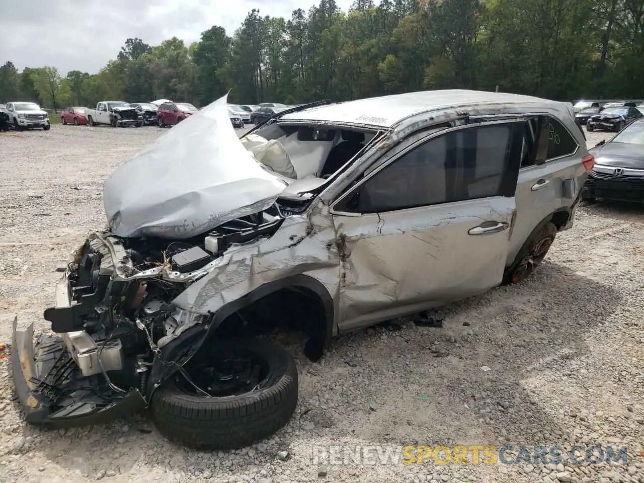 1 fotografías del automóvil dañado 5TDBZRFH7KS938335 TOYOTA HIGHLANDER 2019