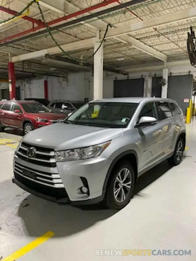 1 fotografías del automóvil dañado 5TDBZRFH7KS944507 TOYOTA HIGHLANDER 2019