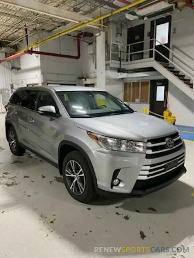 2 fotografías del automóvil dañado 5TDBZRFH7KS944507 TOYOTA HIGHLANDER 2019