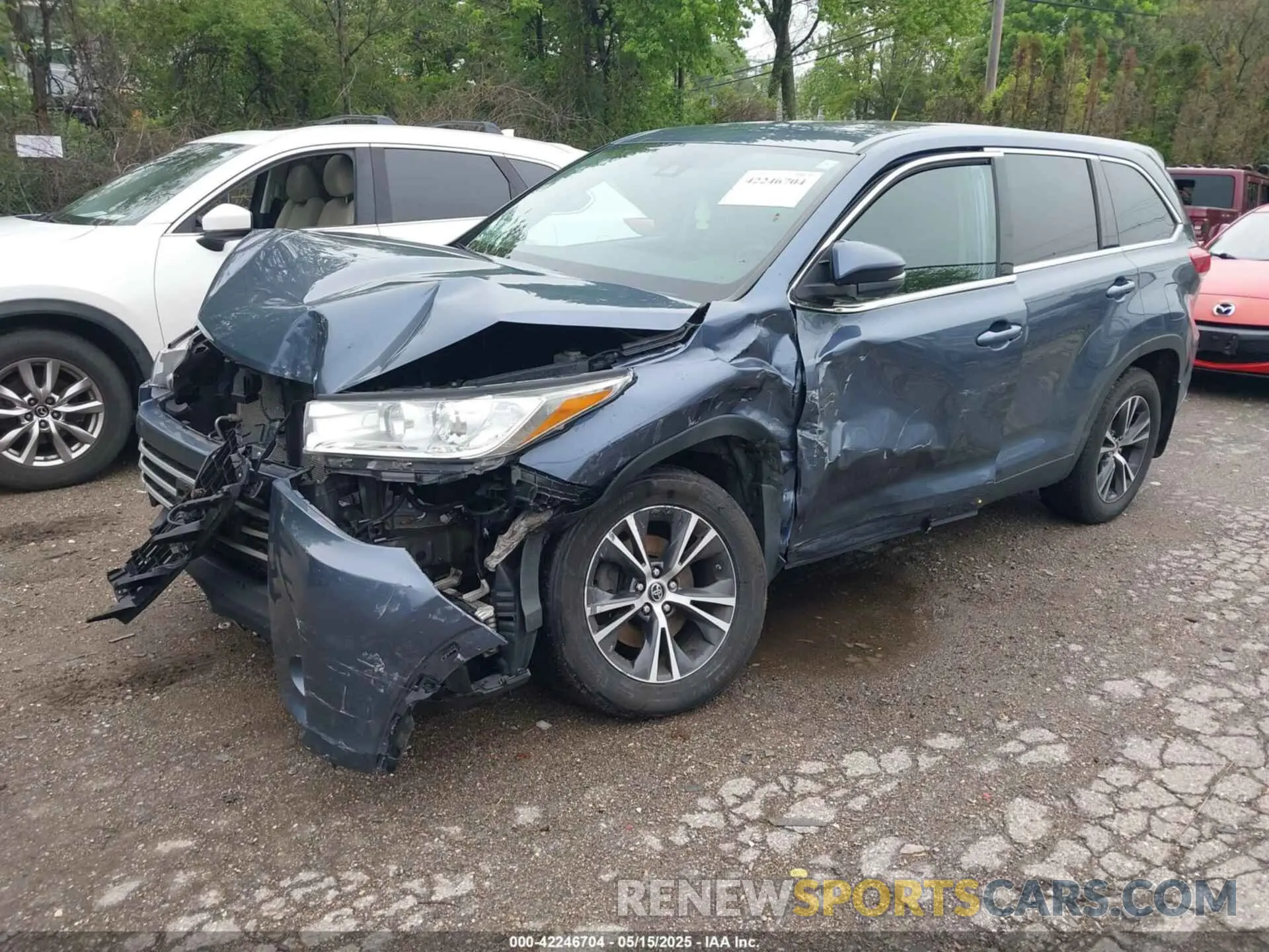 2 fotografías del automóvil dañado 5TDBZRFH7KS952896 TOYOTA HIGHLANDER 2019