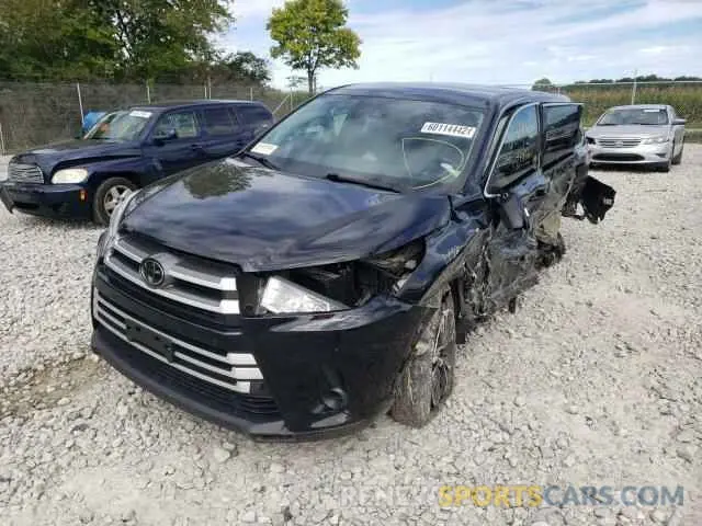2 fotografías del automóvil dañado 5TDBZRFH7KS976695 TOYOTA HIGHLANDER 2019
