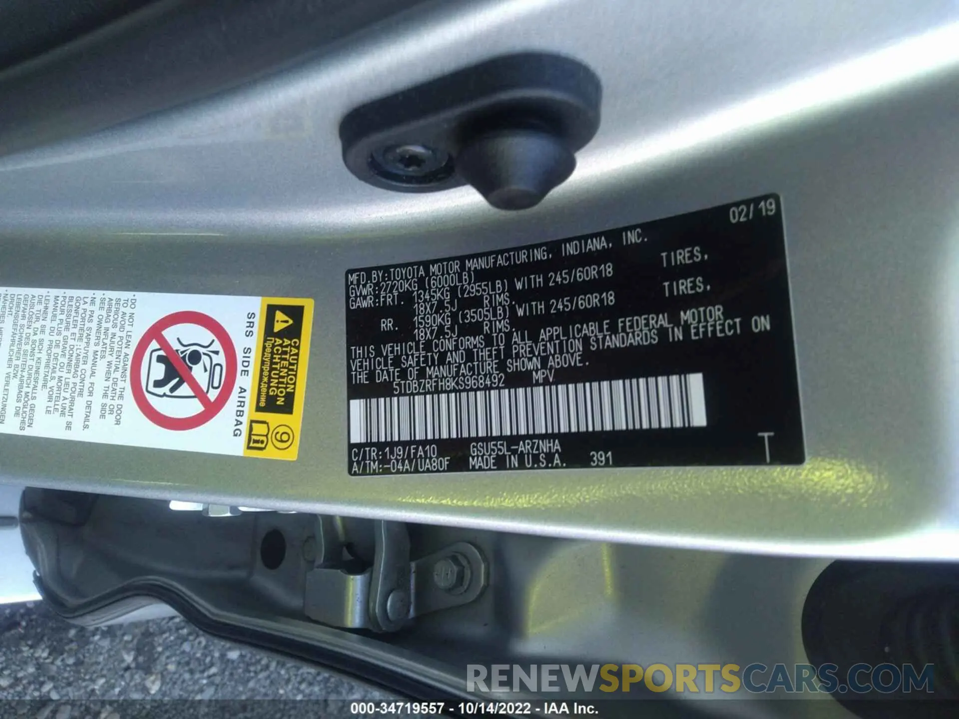9 fotografías del automóvil dañado 5TDBZRFH8KS968492 TOYOTA HIGHLANDER 2019