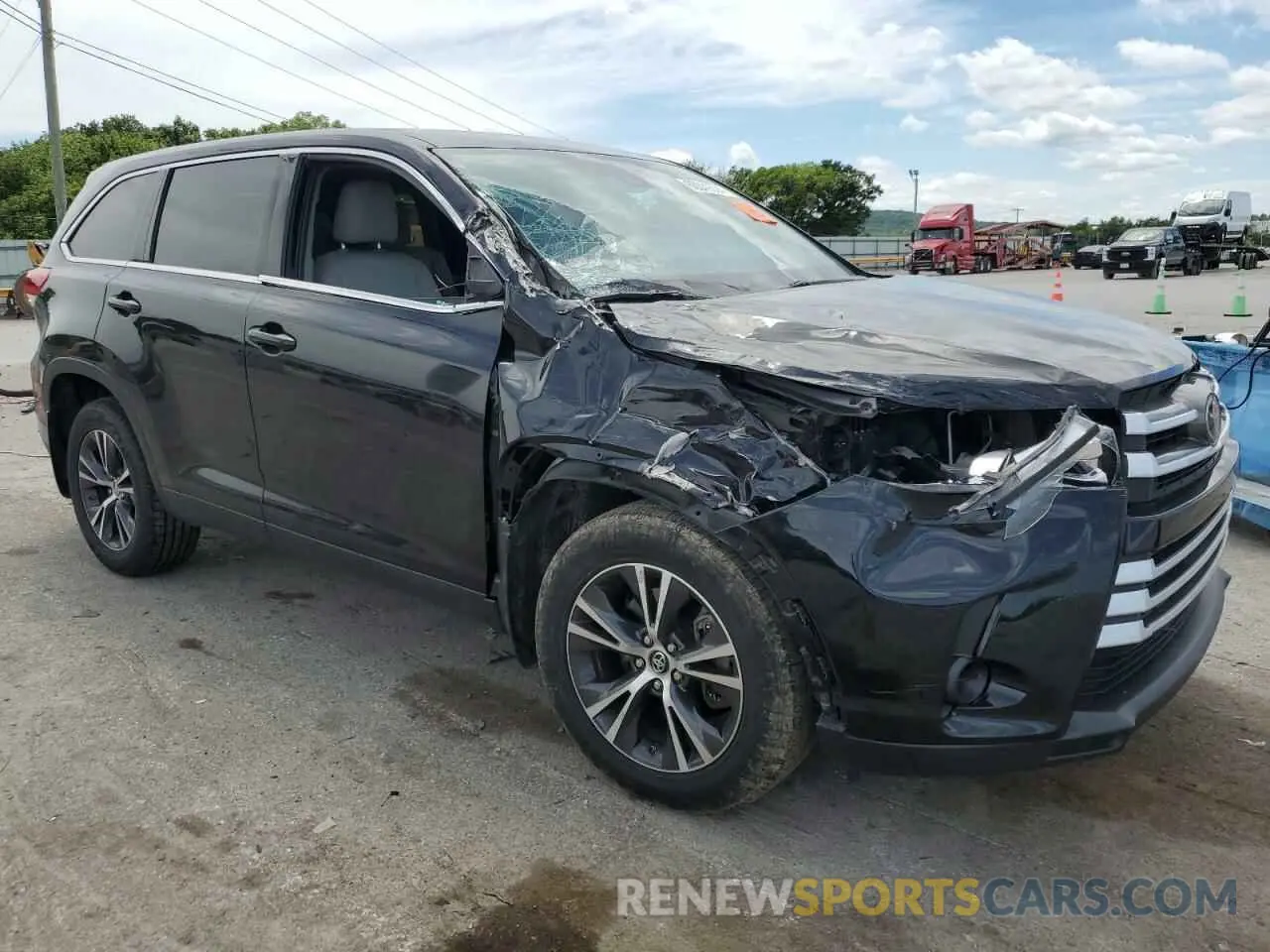 4 fotografías del automóvil dañado 5TDBZRFHXKS737156 TOYOTA HIGHLANDER 2019