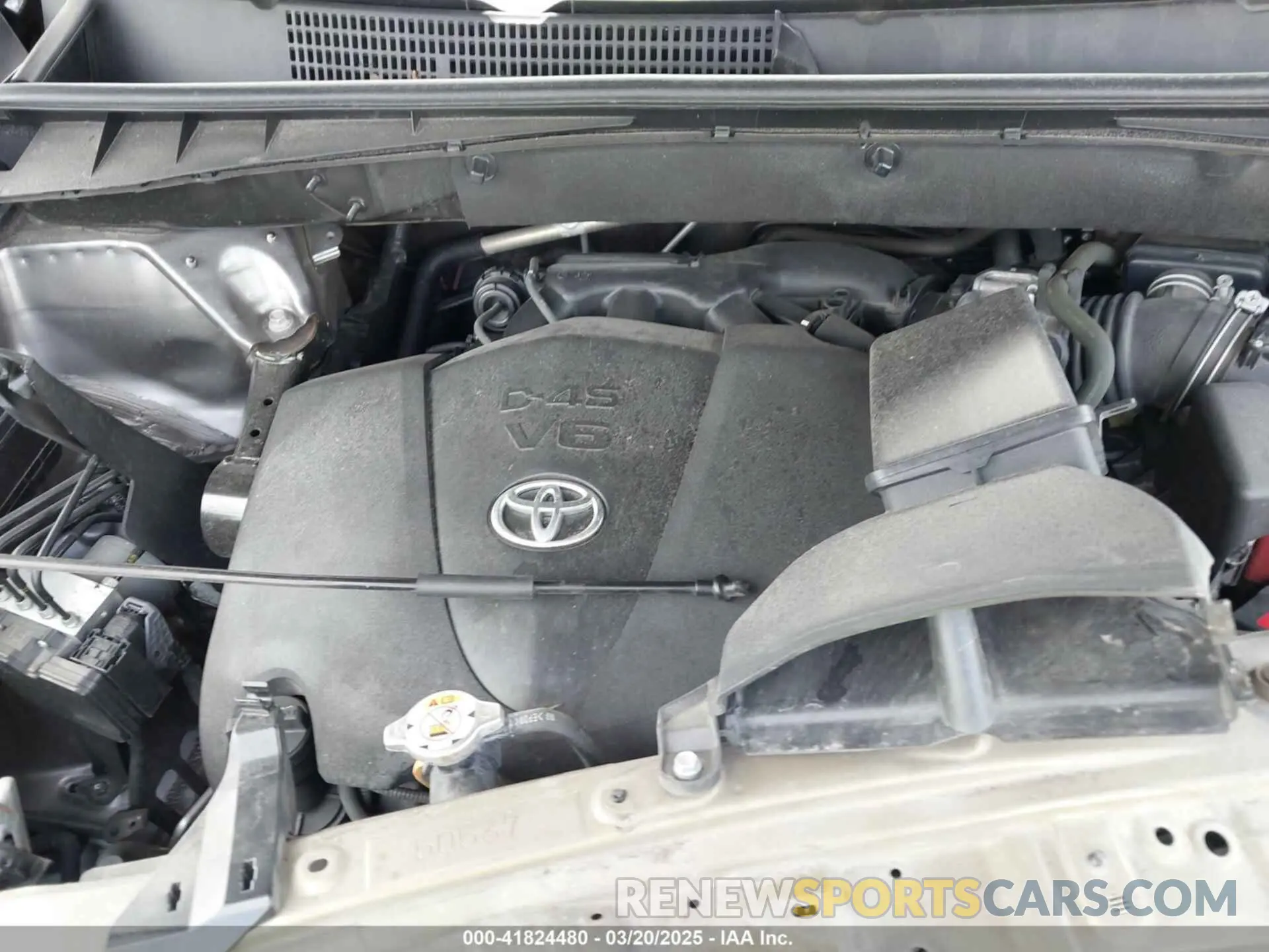 10 fotografías del automóvil dañado 5TDBZRFHXKS941049 TOYOTA HIGHLANDER 2019