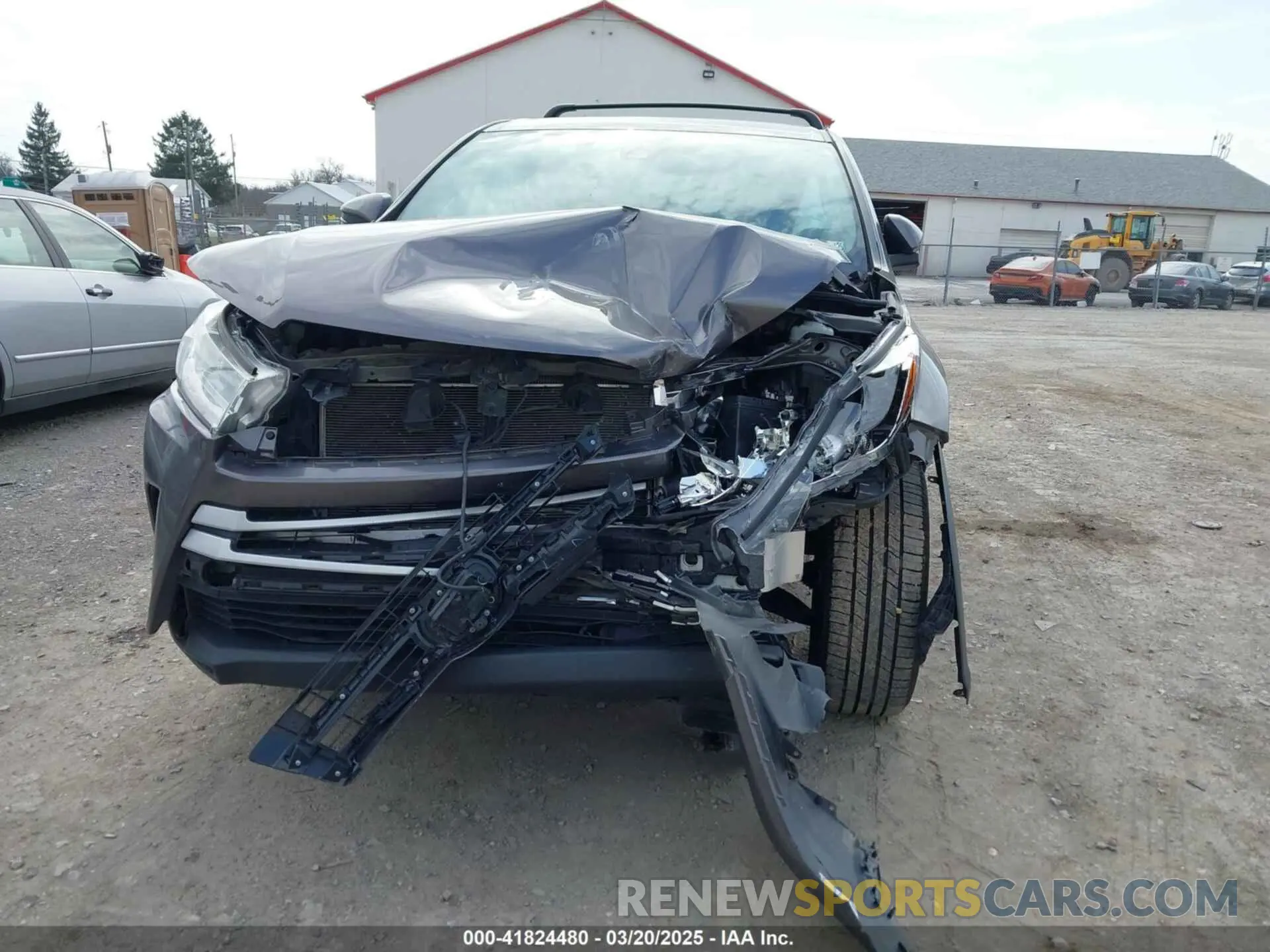 12 fotografías del automóvil dañado 5TDBZRFHXKS941049 TOYOTA HIGHLANDER 2019