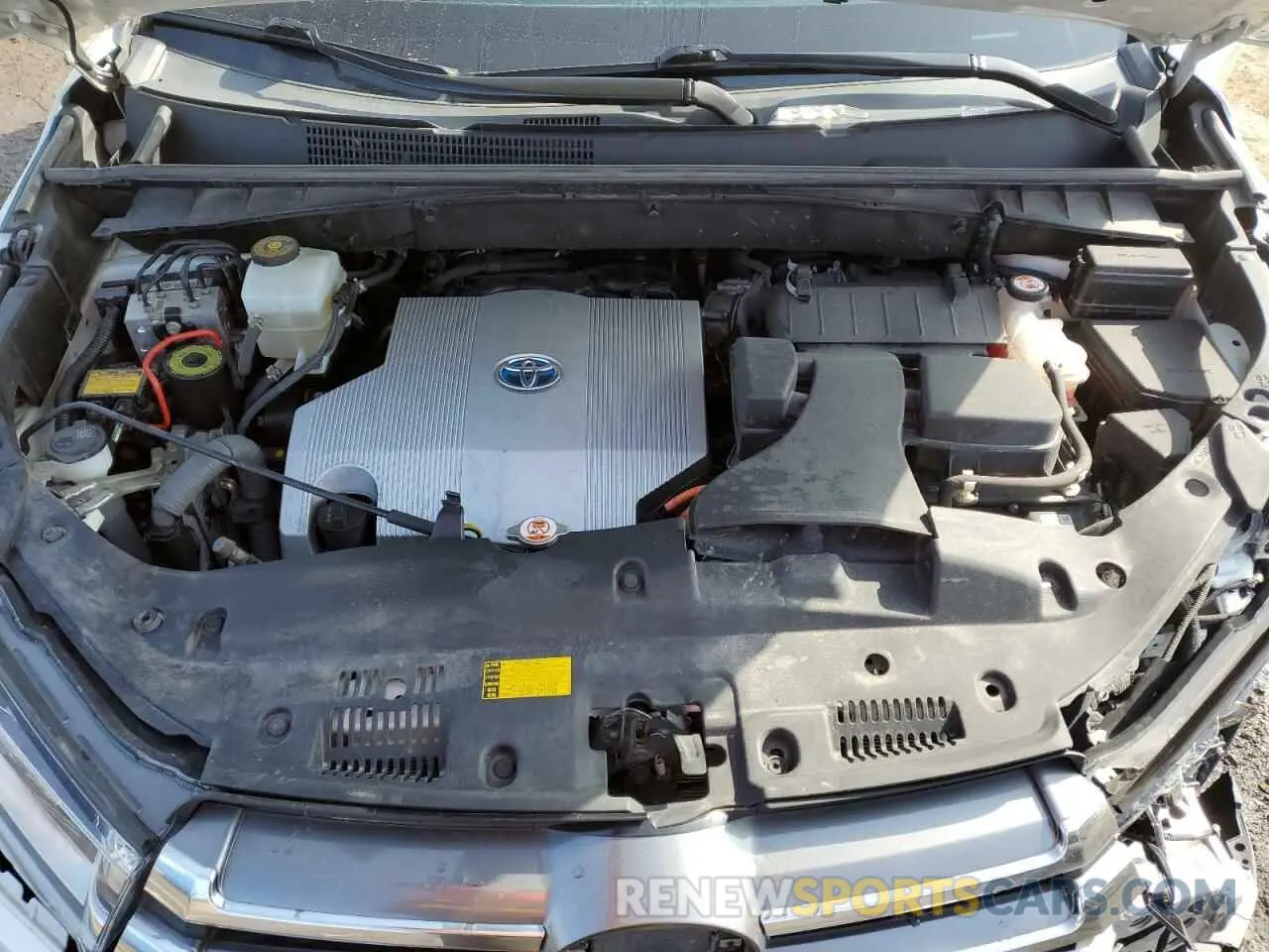 11 fotografías del automóvil dañado 5TDDGRFH0KS053117 TOYOTA HIGHLANDER 2019