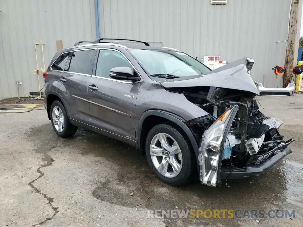 4 fotografías del automóvil dañado 5TDDGRFH1KS072758 TOYOTA HIGHLANDER 2019